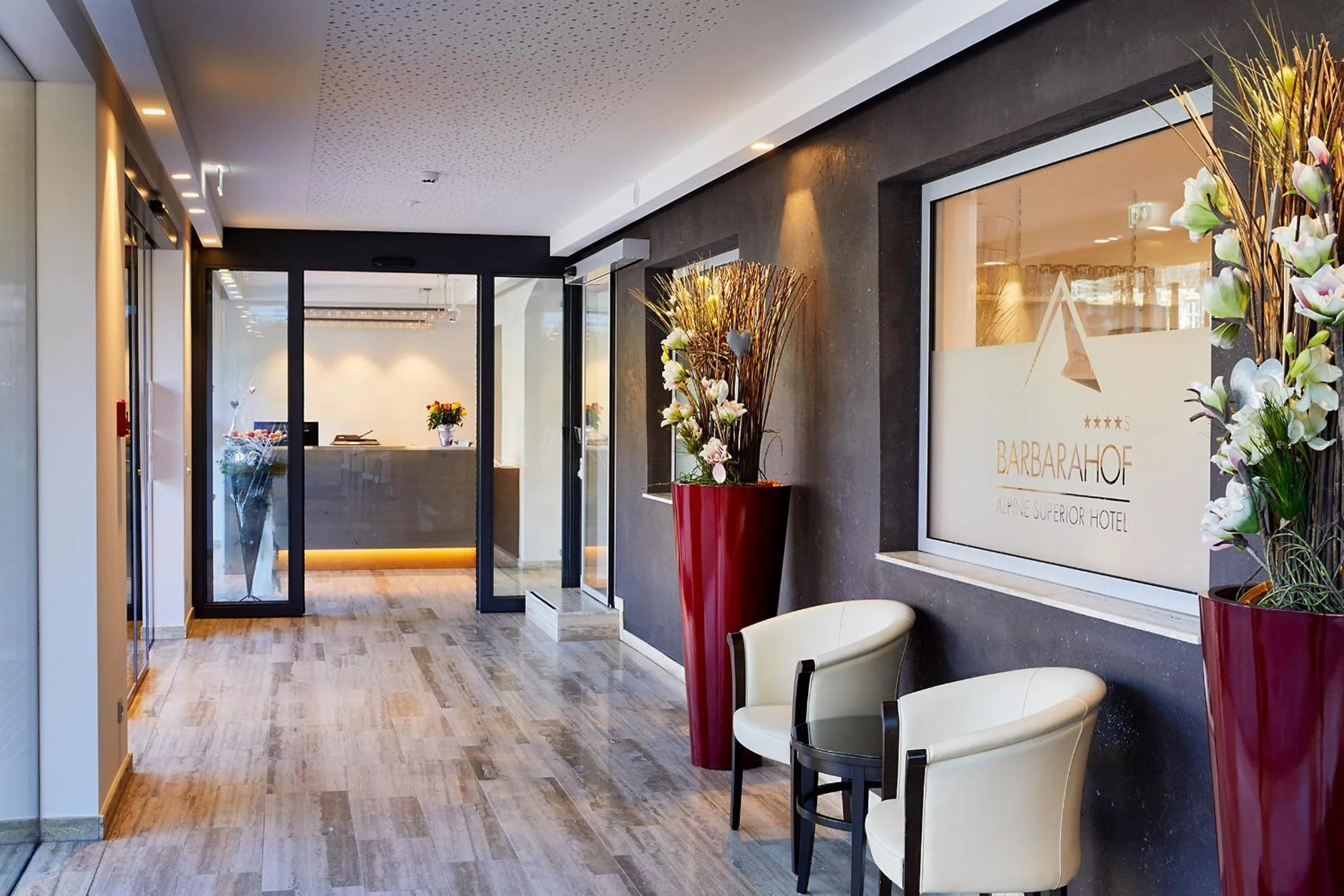 Lobby or reception in Hotel Barbarahof 4 stars Superior - Adults Only "soft" from 10 years - Skibus-stop