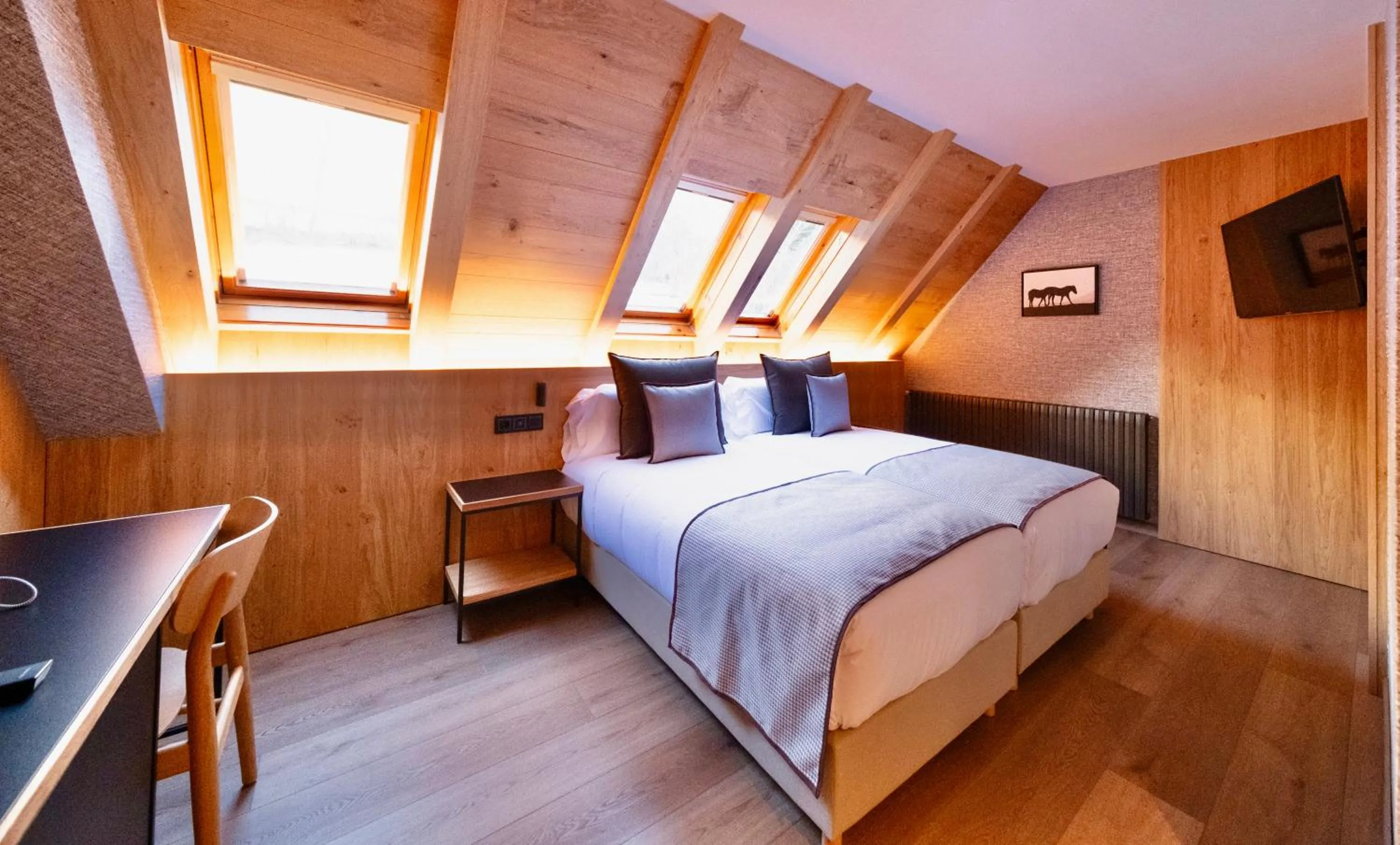 Bed in Hotel Petit Lacreu