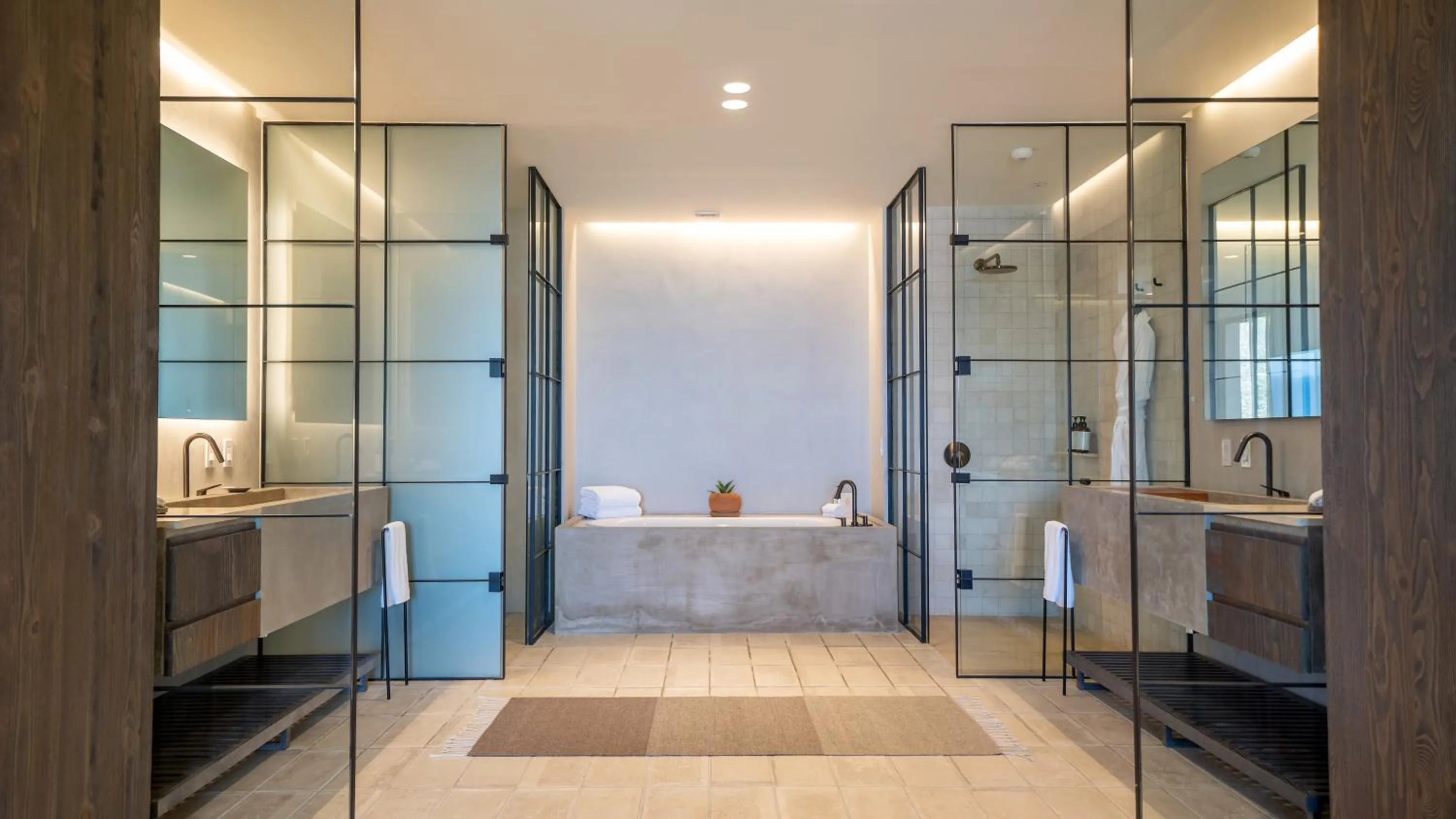 Bathroom in 1 Homes Preview Cabo