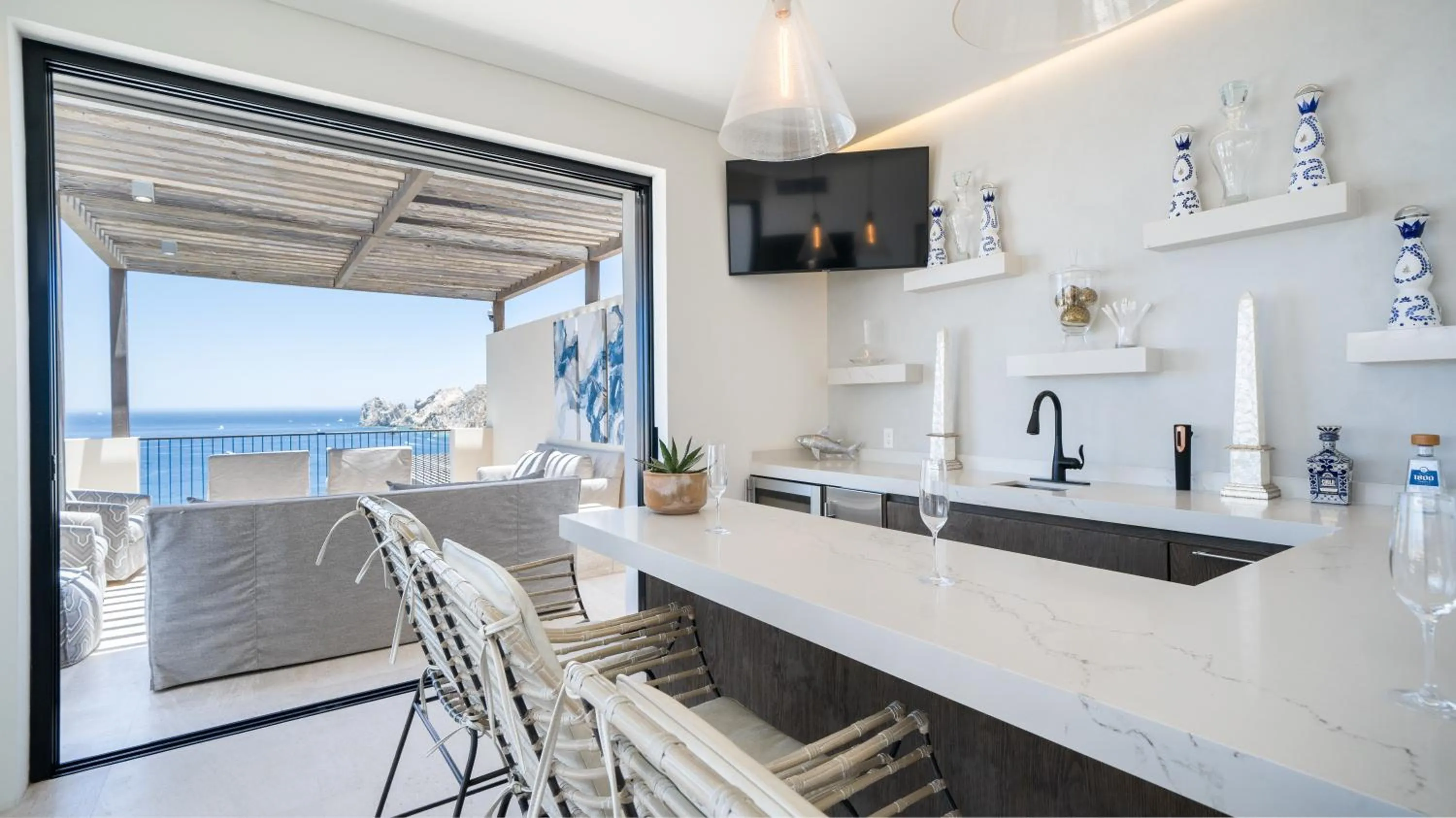 Dining area in 1 Homes Preview Cabo