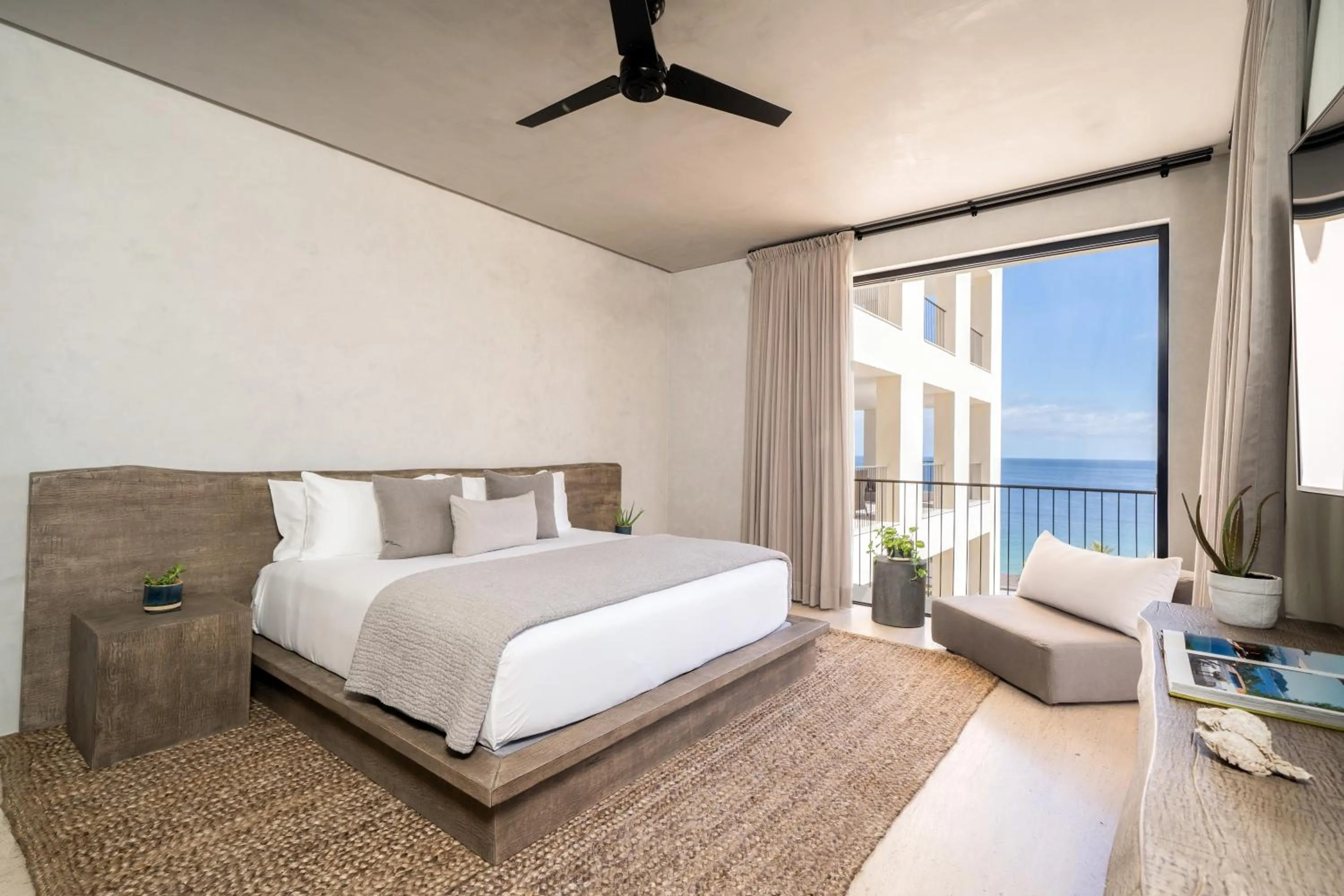 Bedroom, Bed in 1 Homes Preview Cabo