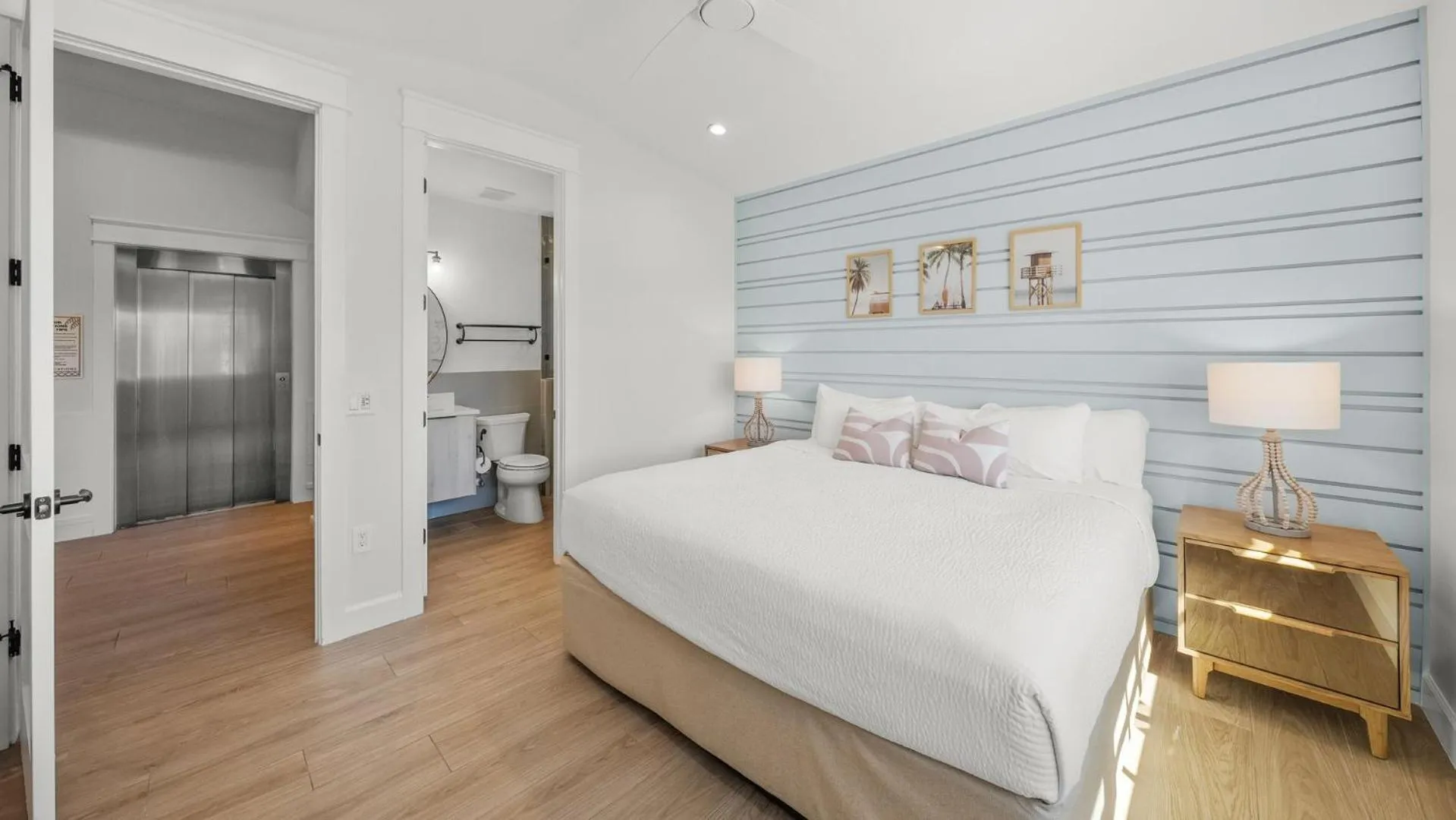 Other, Bed in The Oasis