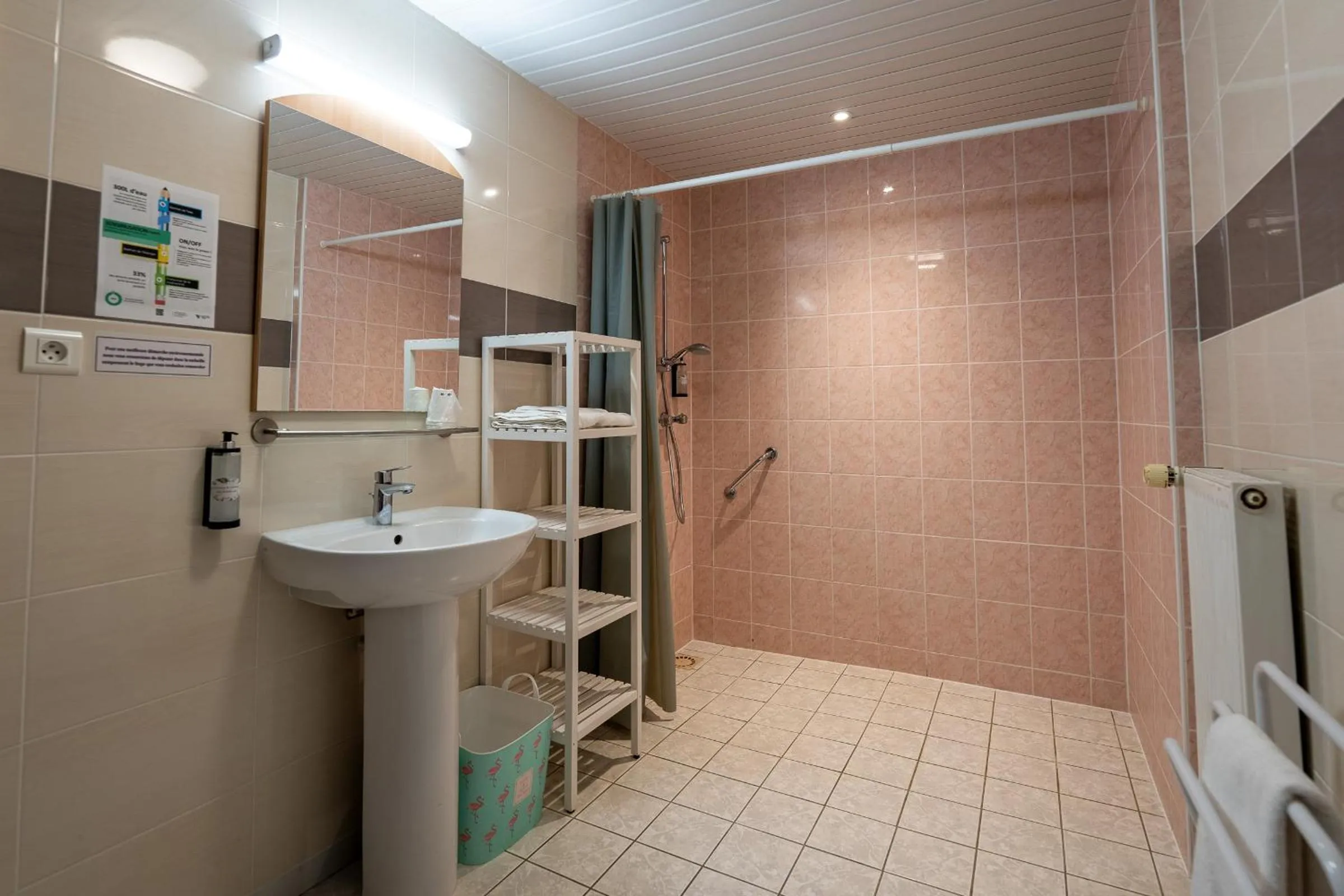 Bathroom in Villa Hotel