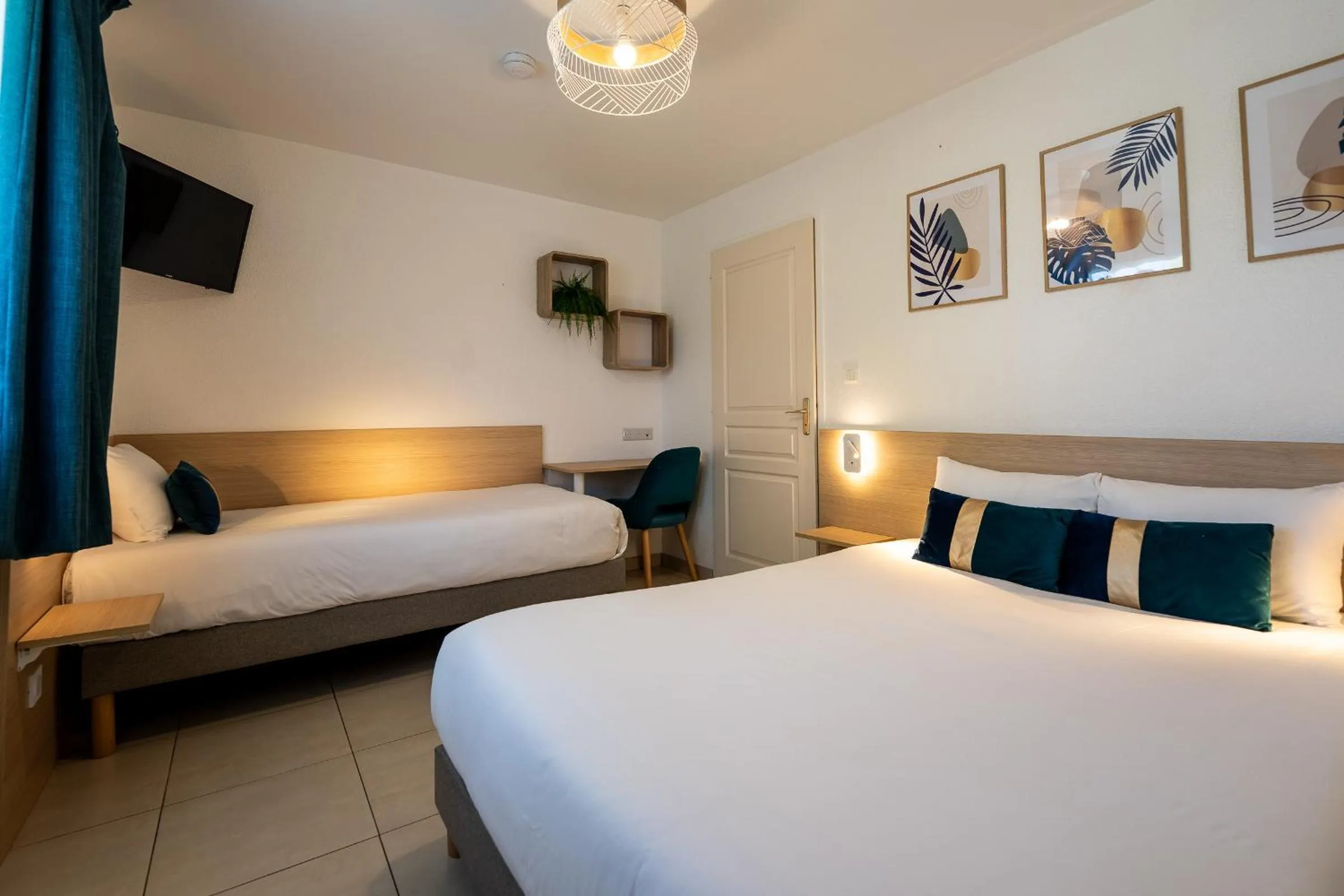 Bedroom, Bed in Villa Hotel