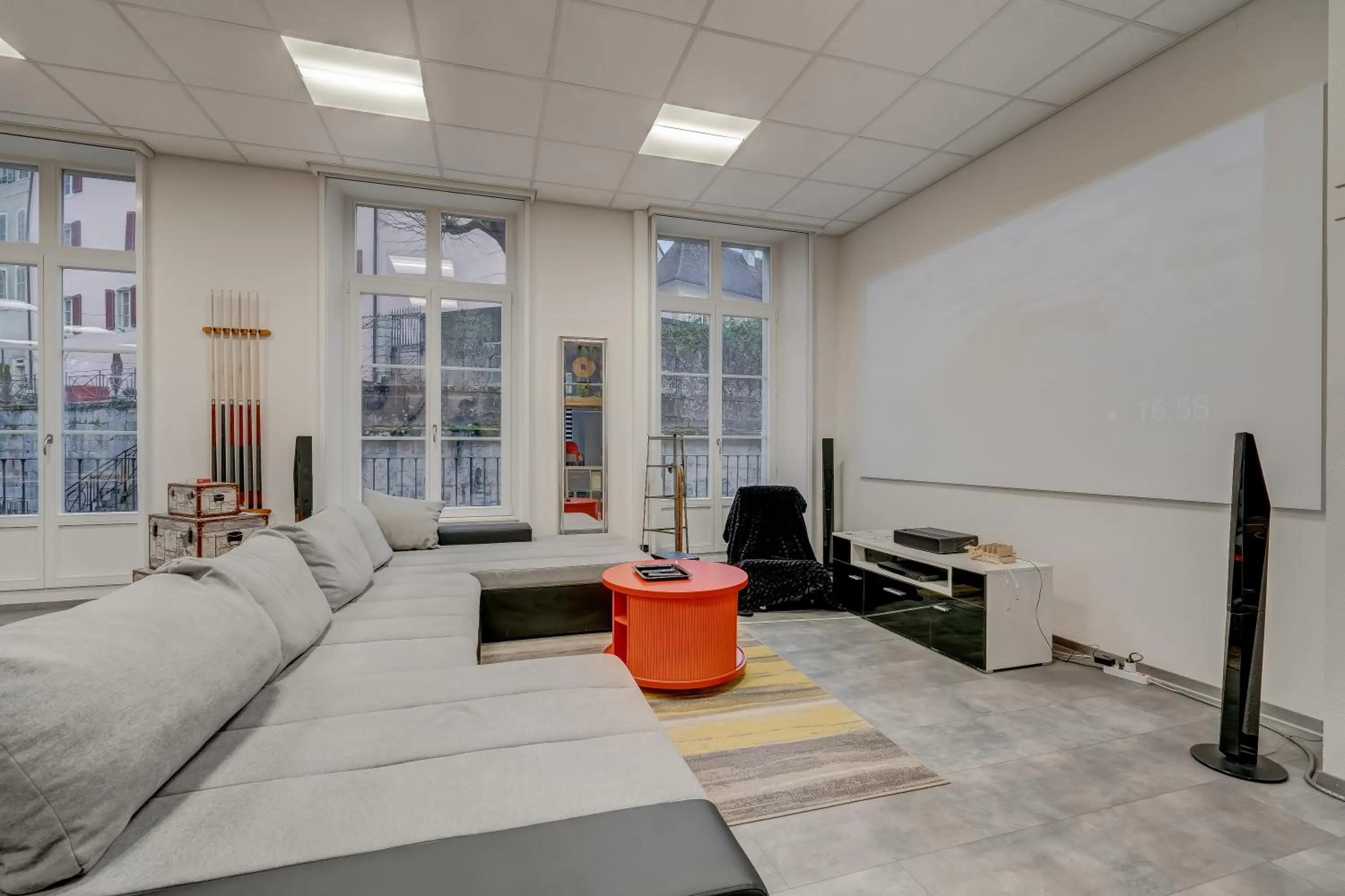 TV and multimedia, Bed in The 5 Continents I by Stay Swiss