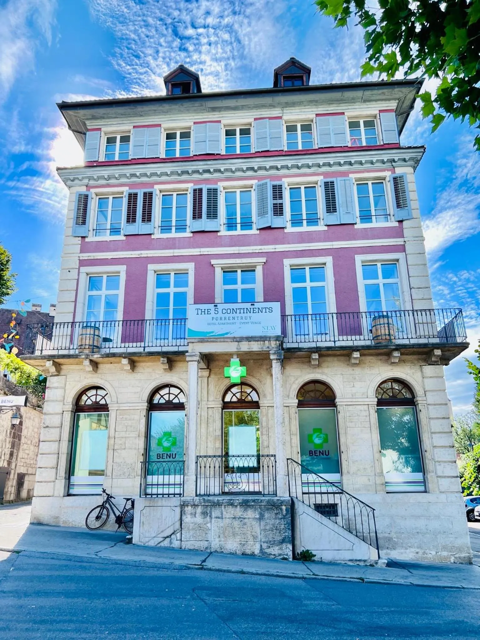 Property building in The 5 Continents I by Stay Swiss