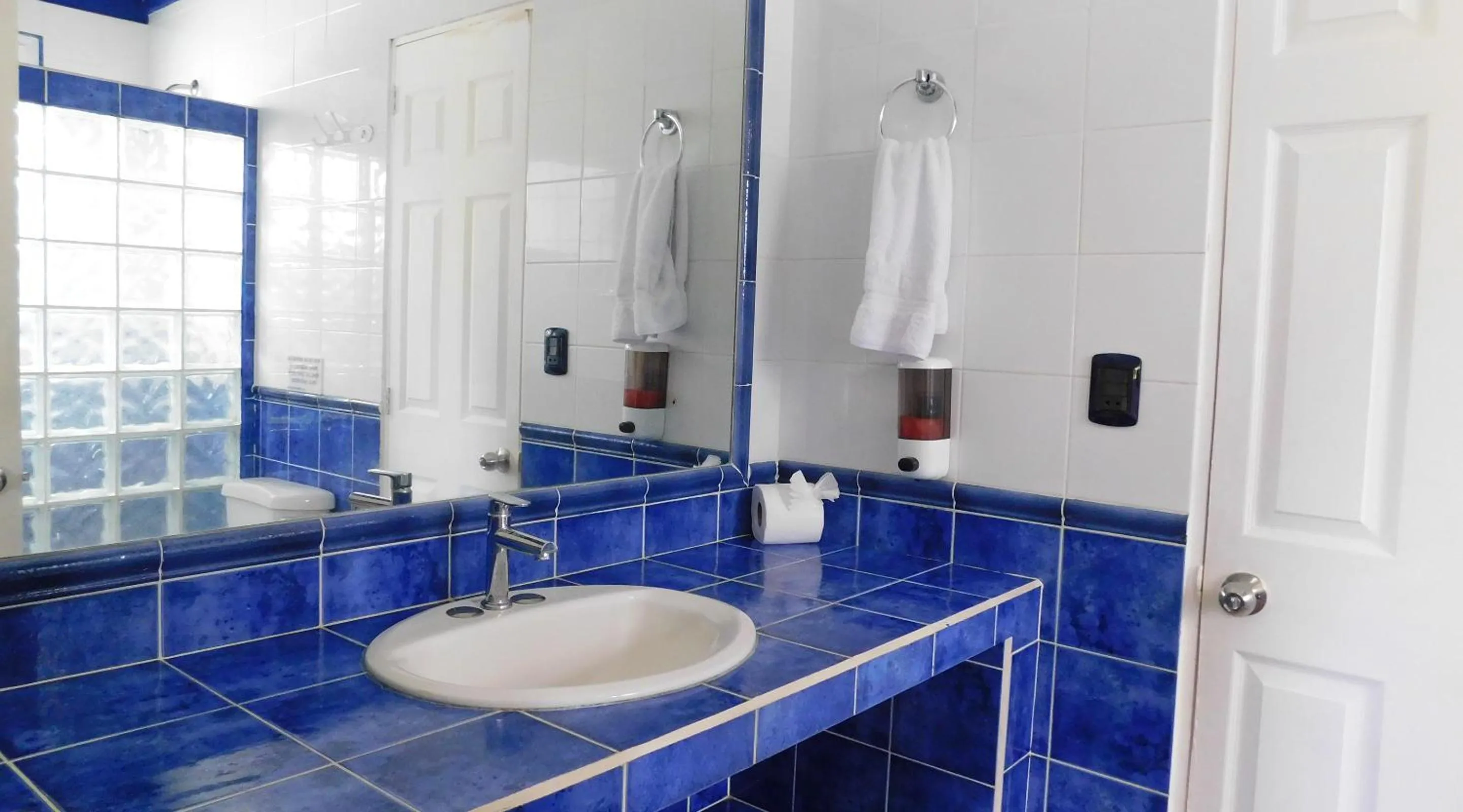 Bathroom in Las Veraneras Villas & Resort