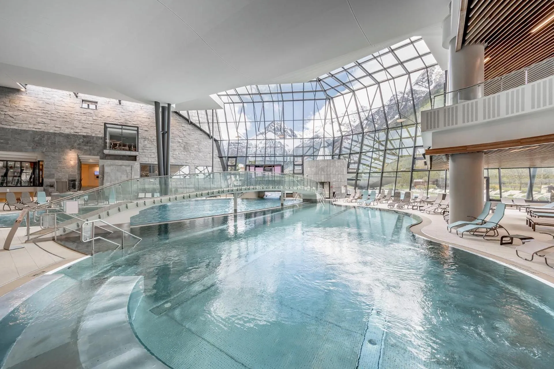 Swimming pool in Aqua Dome 4 Sterne Superior Hotel & Tirol Therme Längenfeld