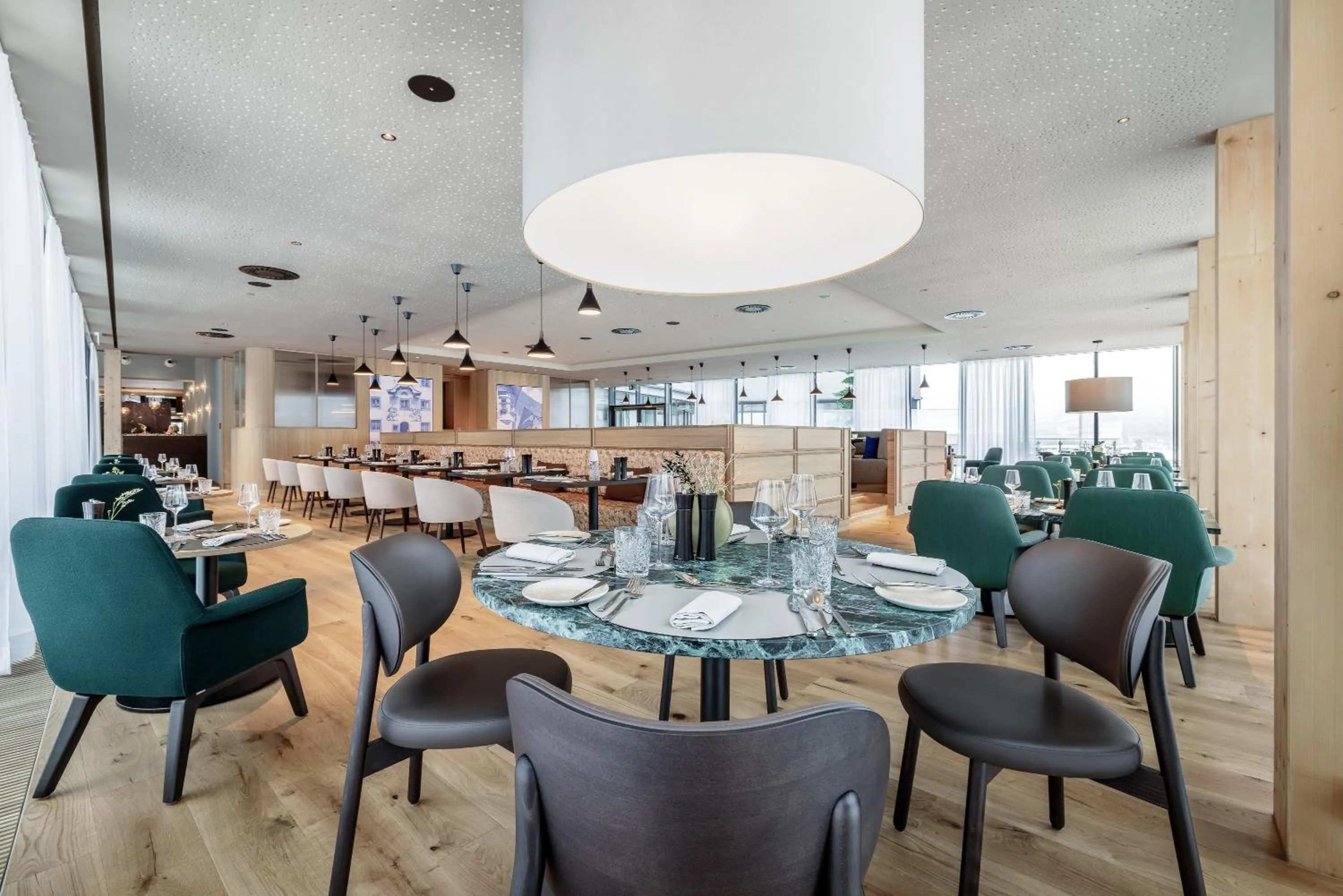 Restaurant/places to eat in Aqua Dome 4 Sterne Superior Hotel & Tirol Therme Längenfeld