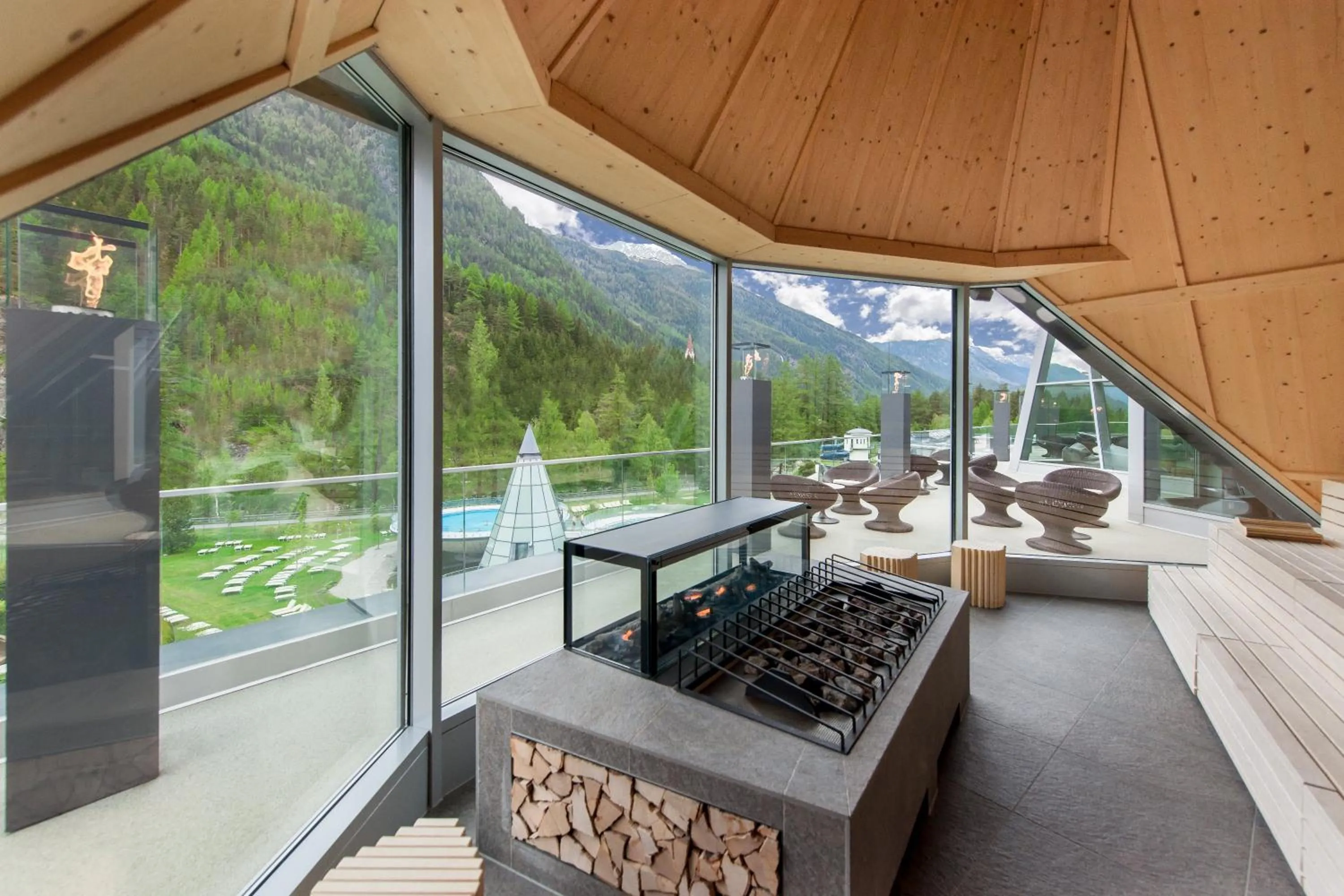 Balcony/Terrace in Aqua Dome 4 Sterne Superior Hotel & Tirol Therme Längenfeld