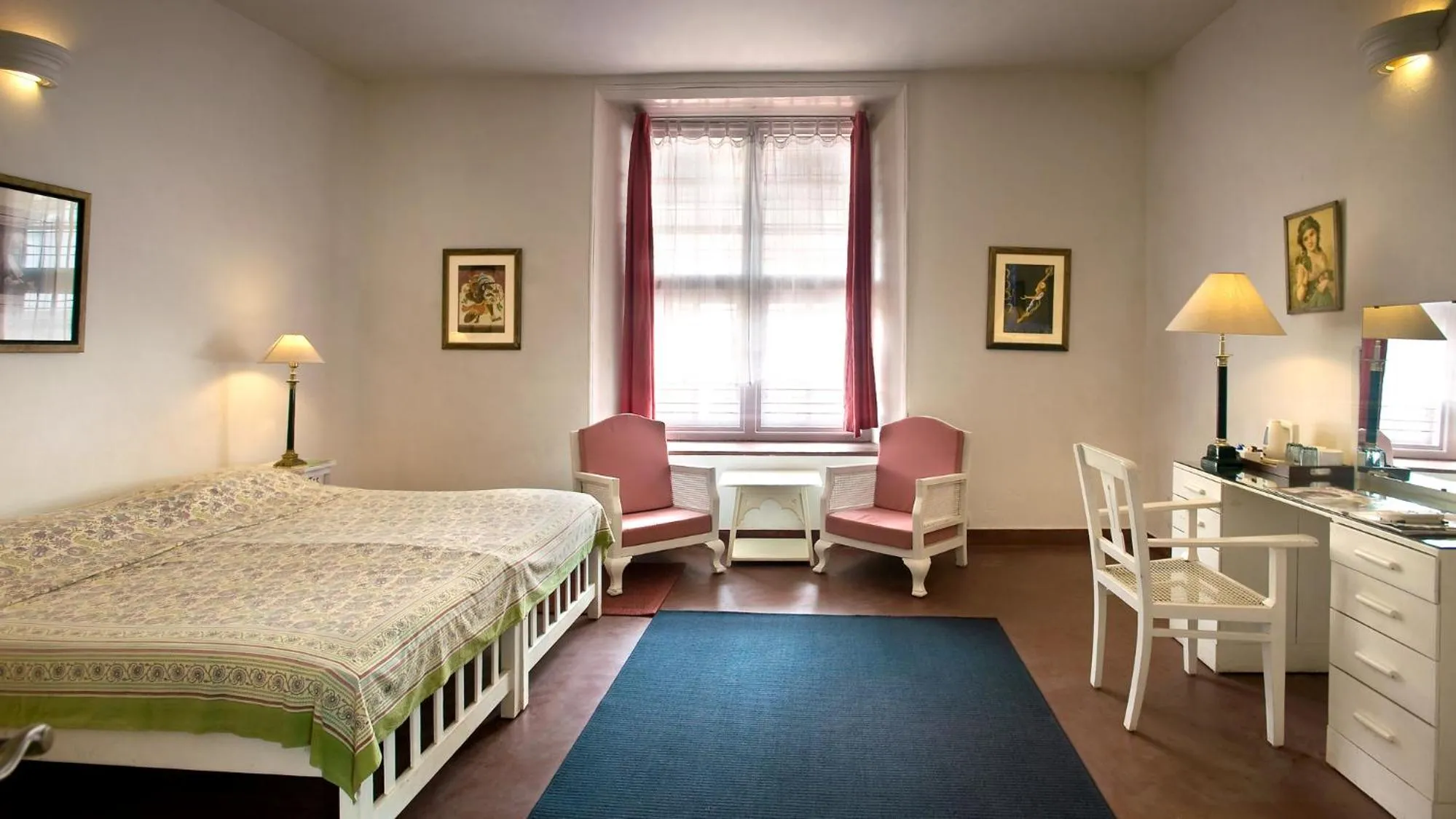 Photo of the whole room, Bed in Neemrana's- Tower House