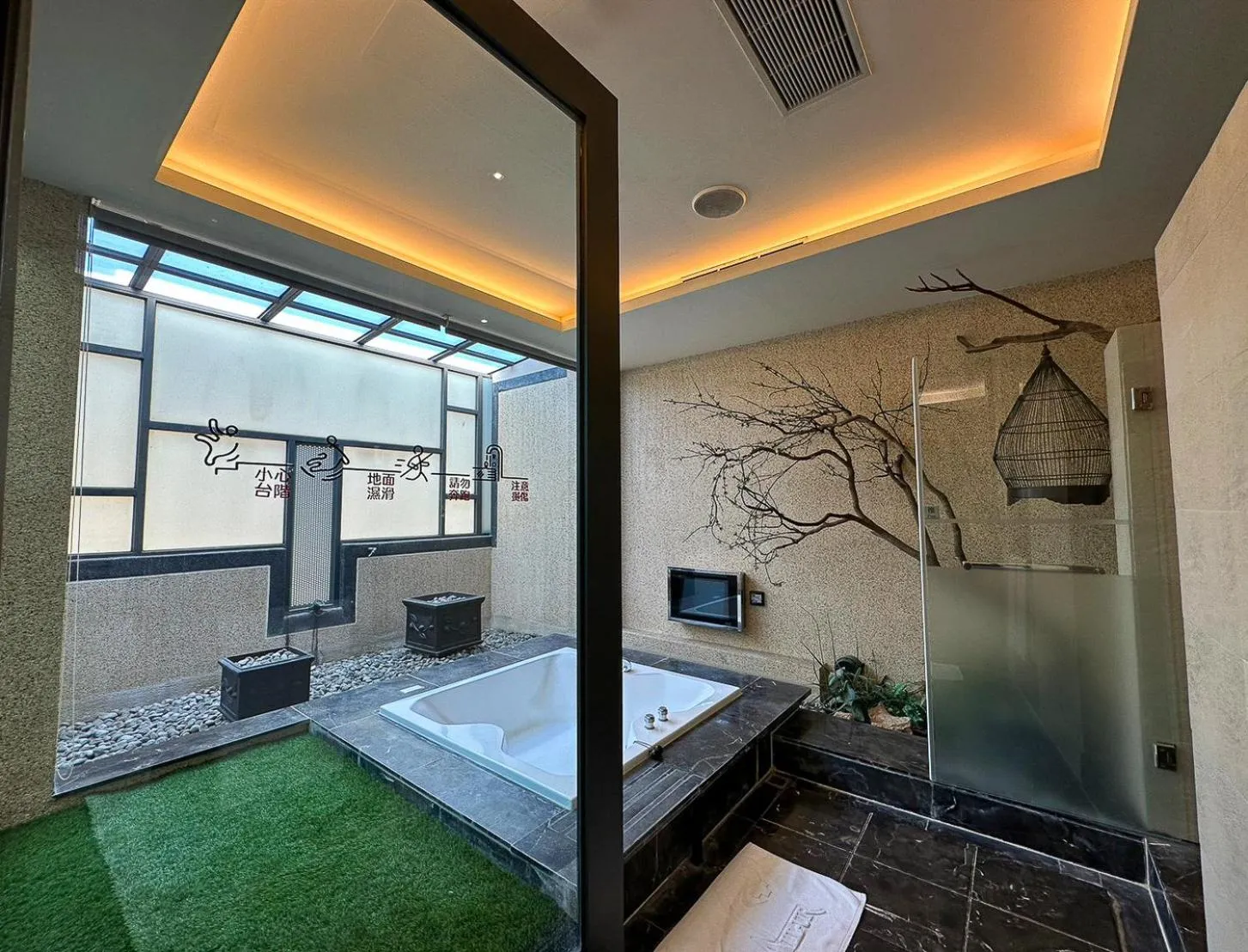 Bed in All-Ur Boutique Motel-Ping Tung Branch