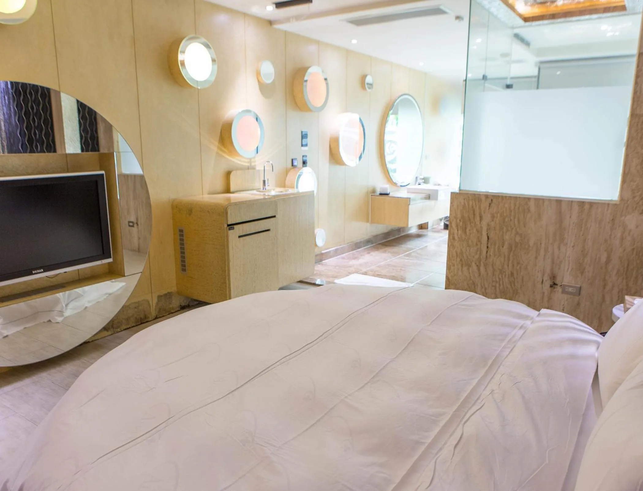 Bed in All-Ur Boutique Motel - KaoHsiung Branch