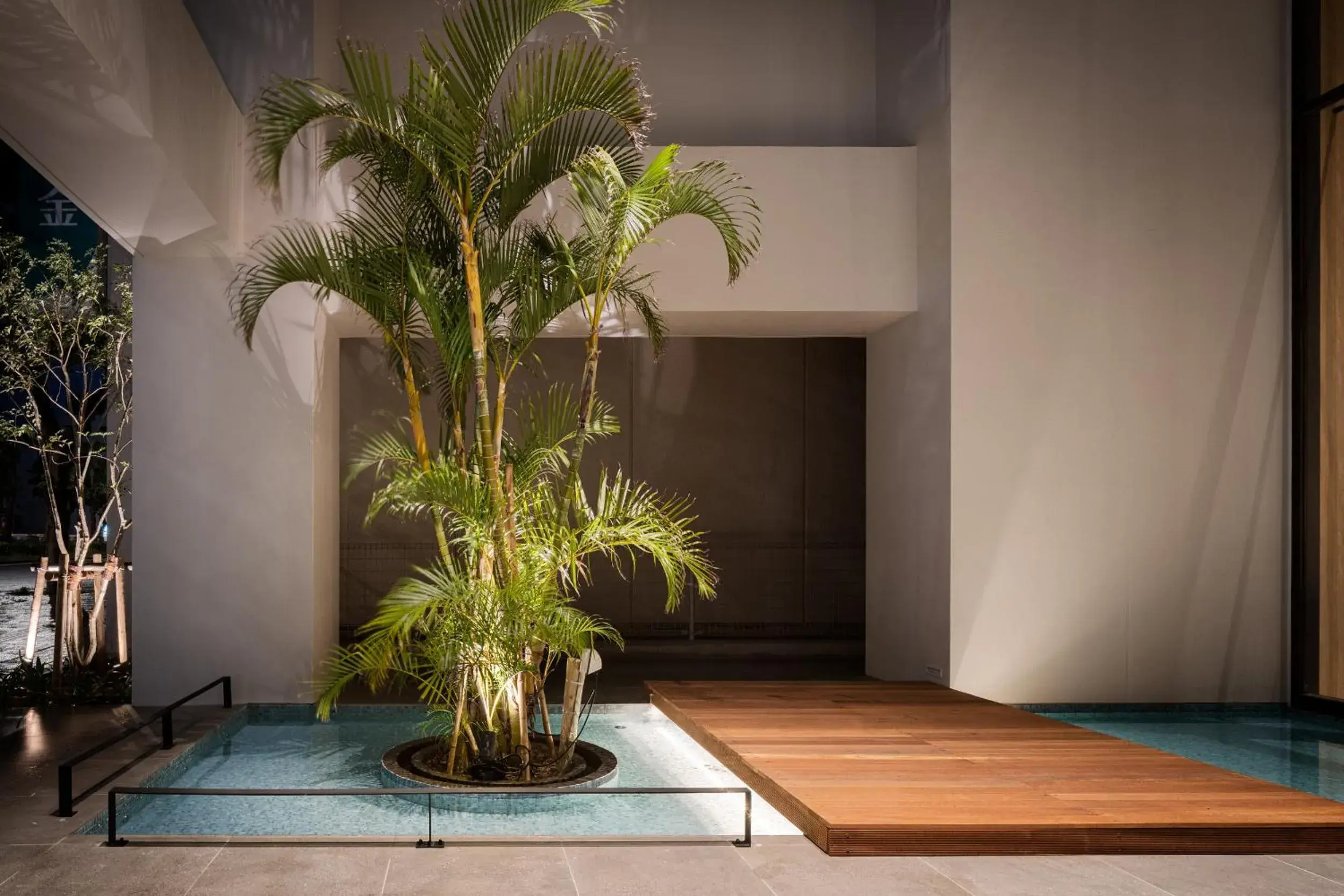 Facade/entrance in Nest Hotel Naha Kumoji Facade/entrance in Nest Hotel Naha Kumoji