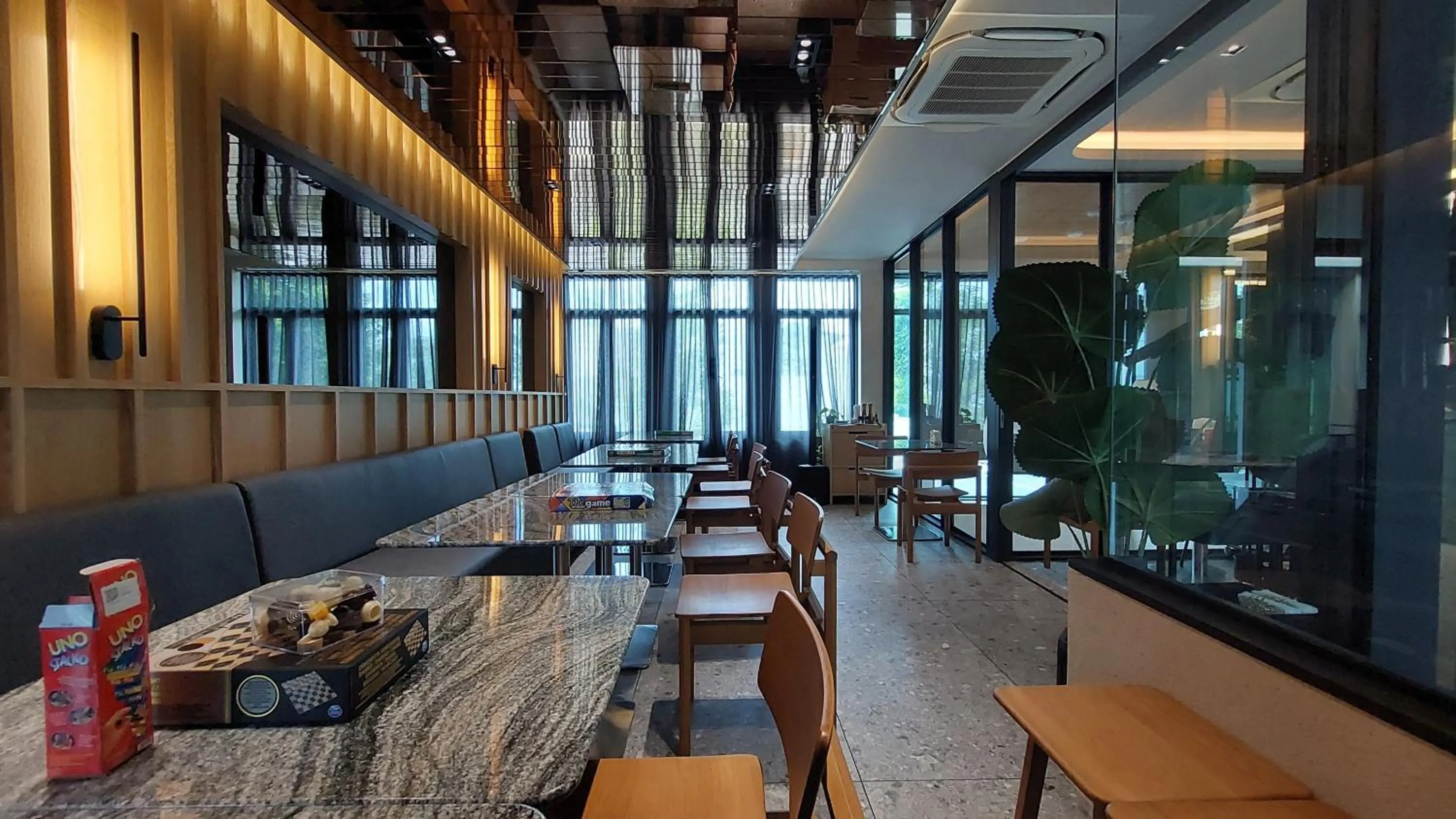 Restaurant/places to eat in SHAN Villas Sukhumvit