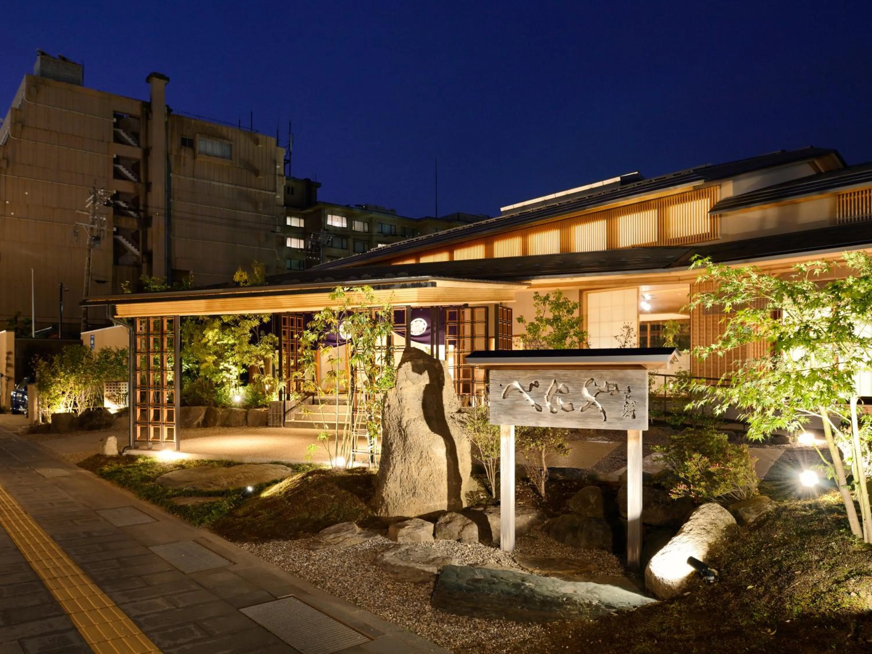 Property building in Beniya