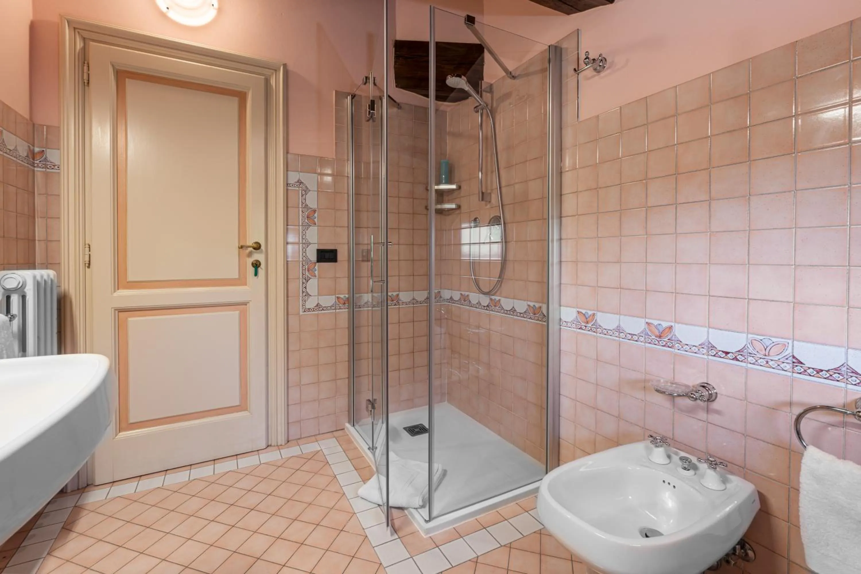 Shower in Villa Colombai