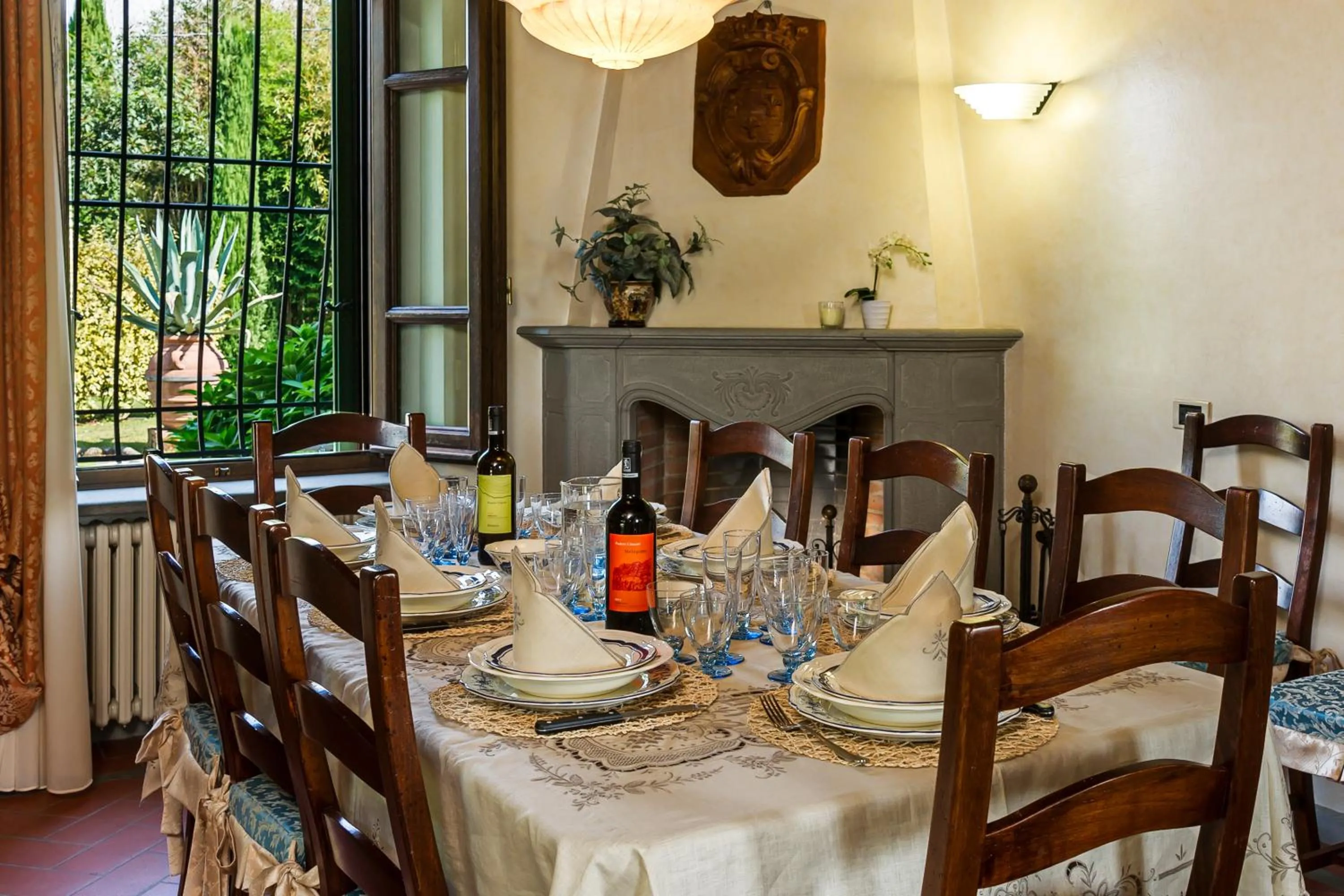 Communal lounge/ TV room in Villa Colombai