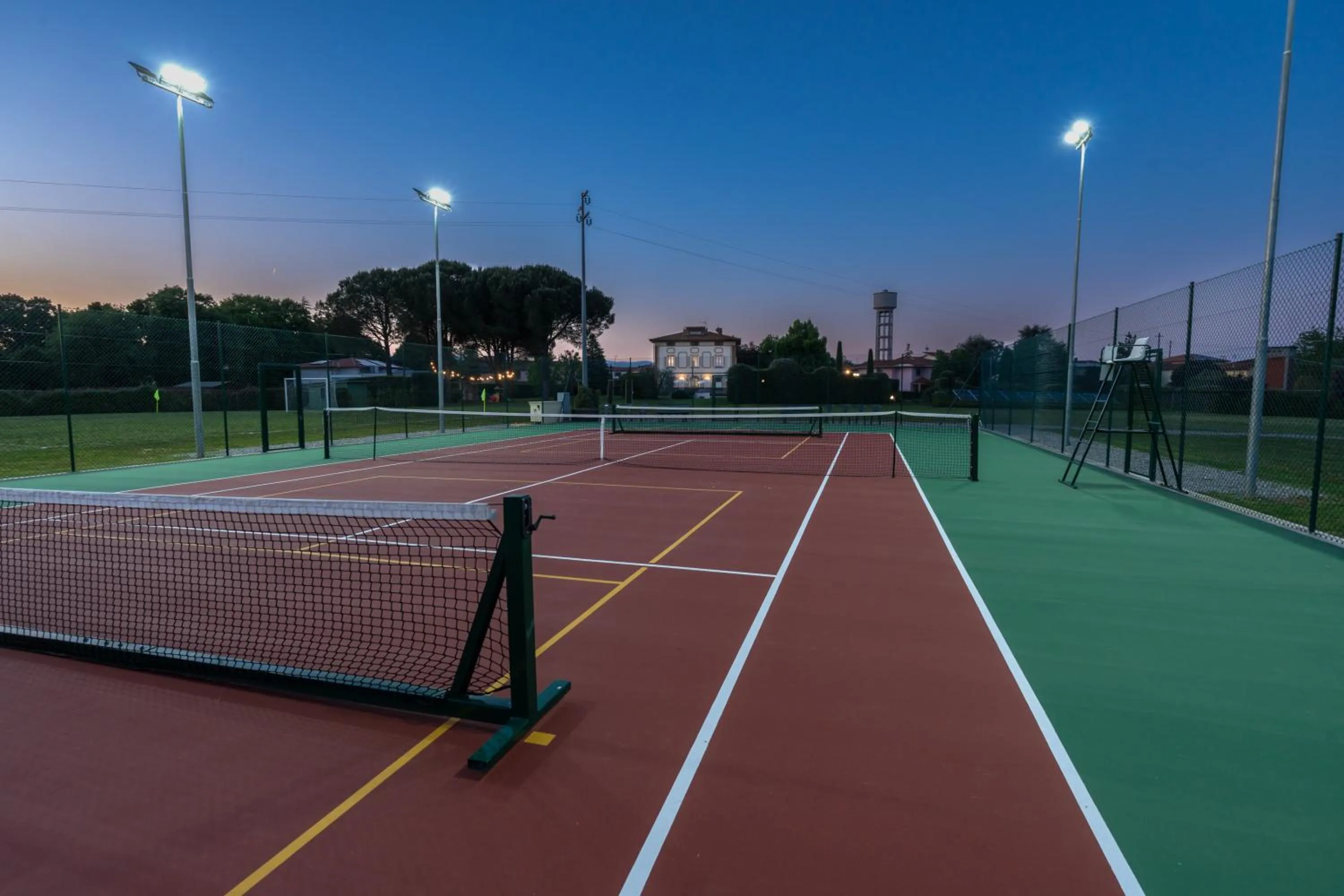 Tennis court in Villa Colombai