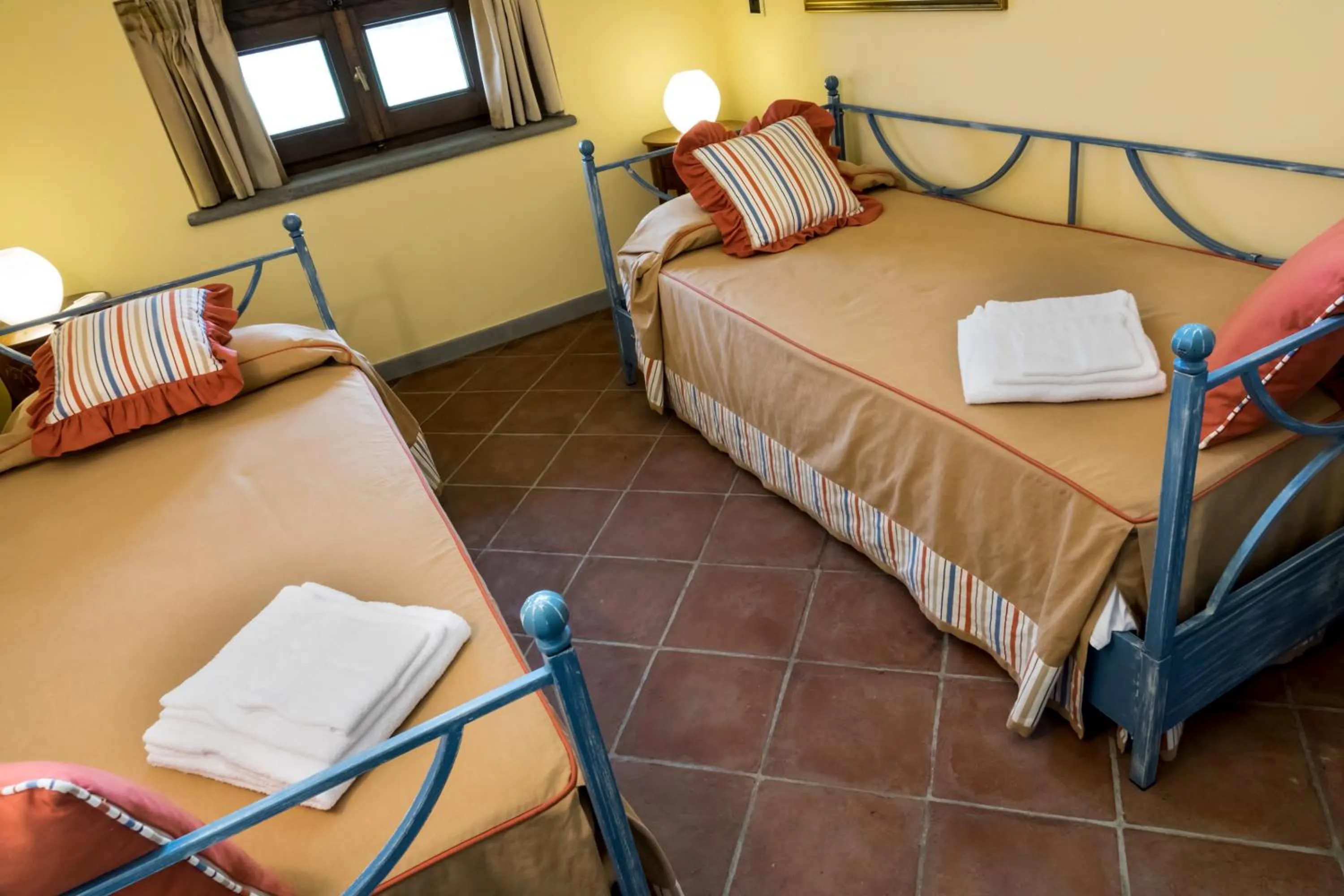 Bedroom, Bed in Villa Colombai