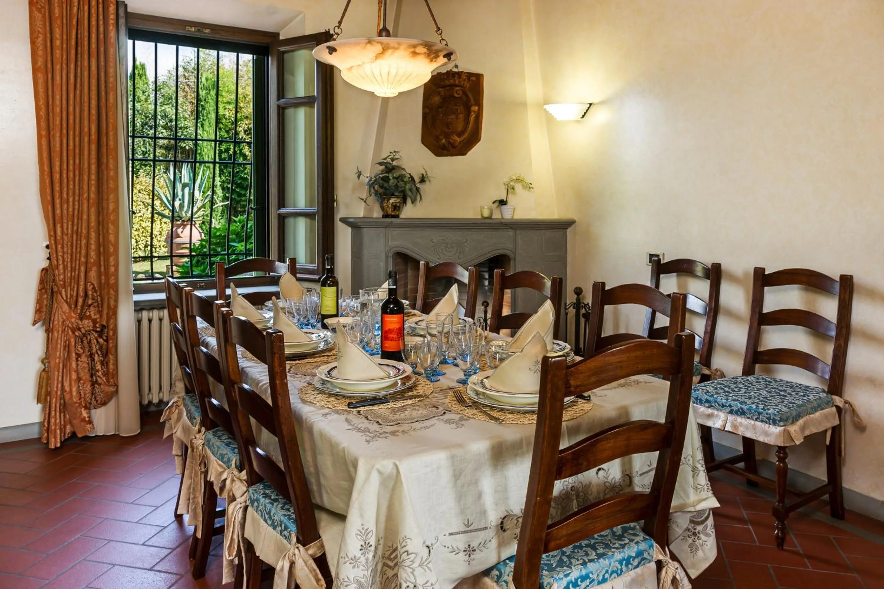 Communal lounge/ TV room in Villa Colombai