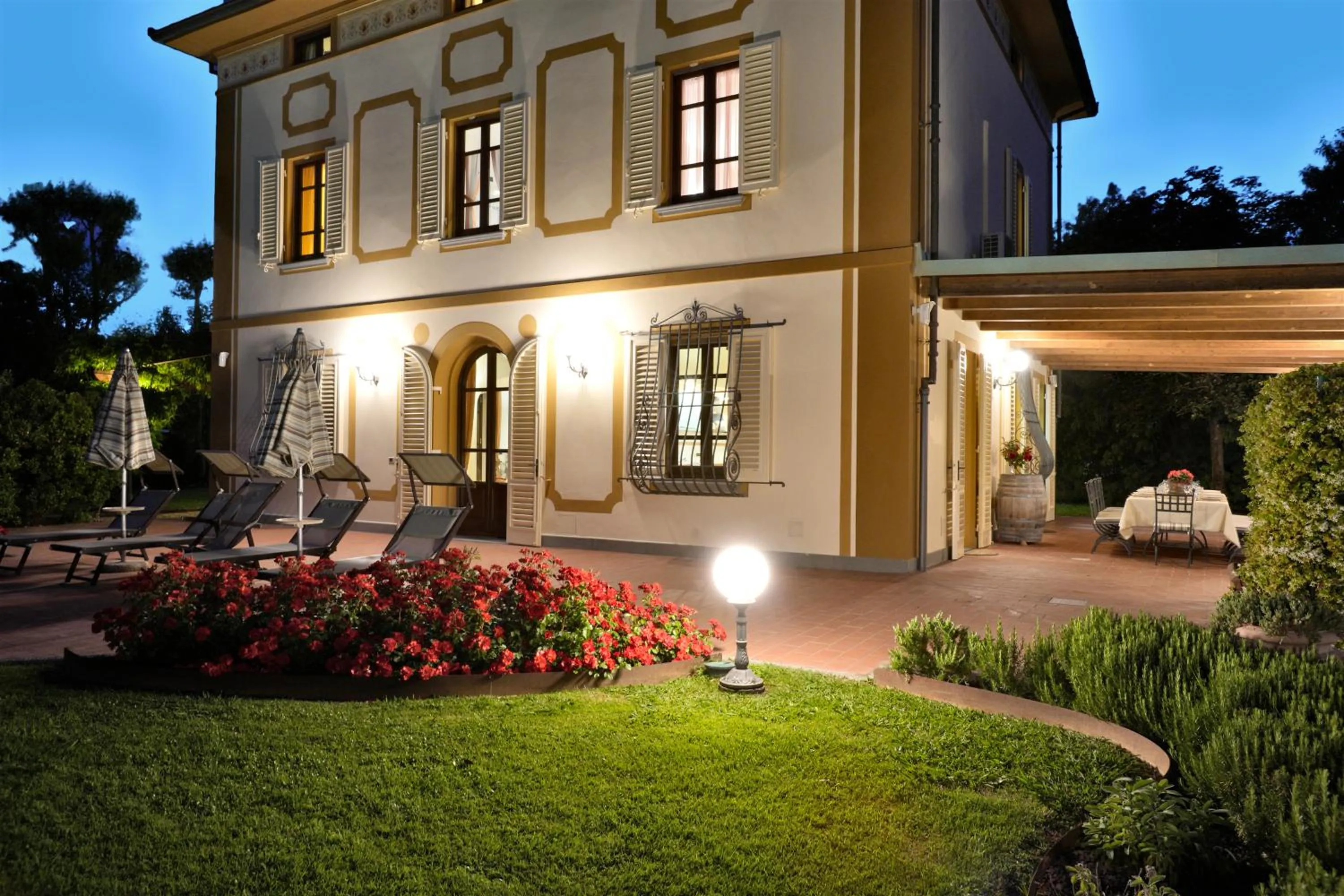 Property building in Villa Colombai