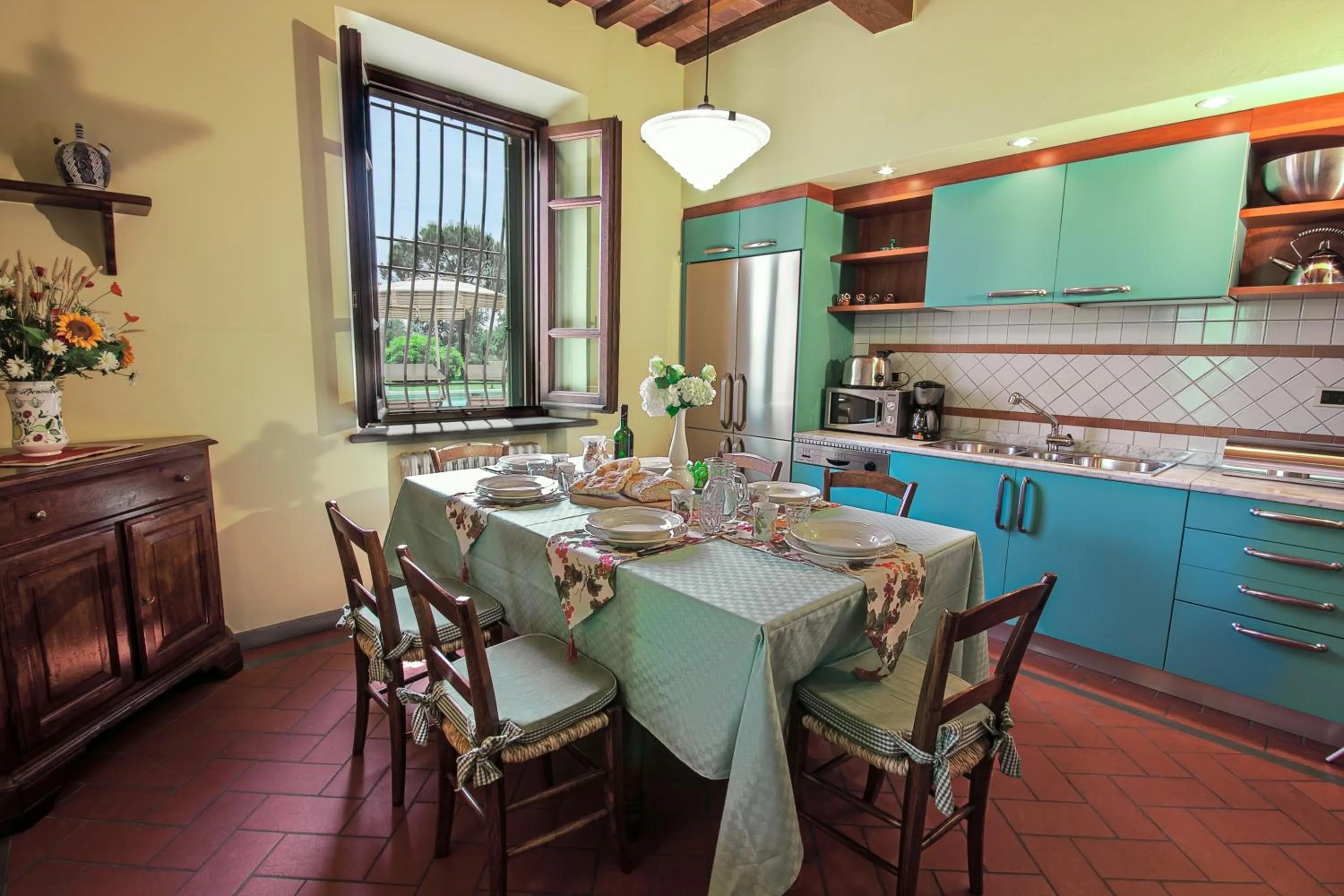 Kitchen or kitchenette in Villa Colombai