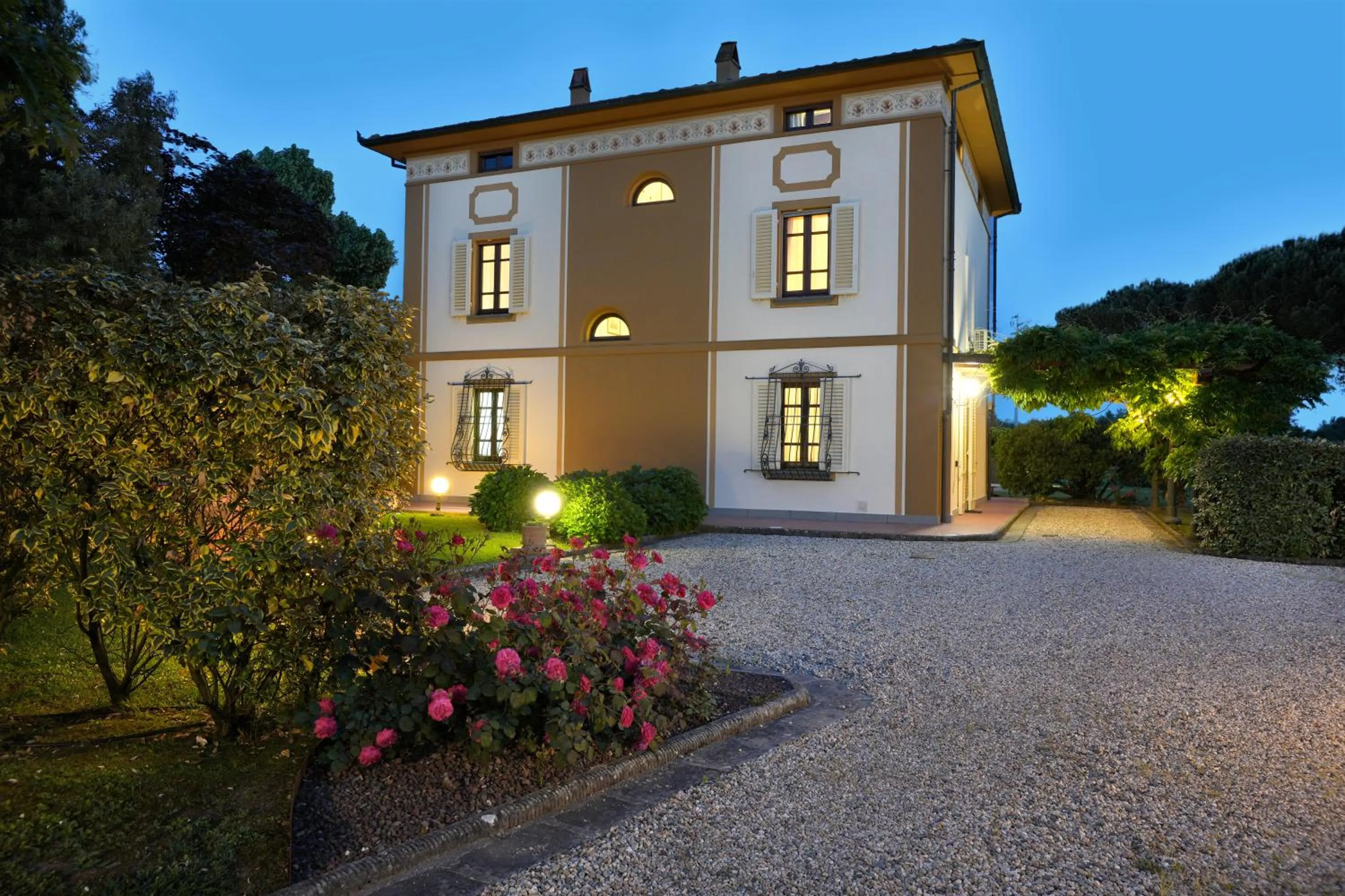 Property building in Villa Colombai