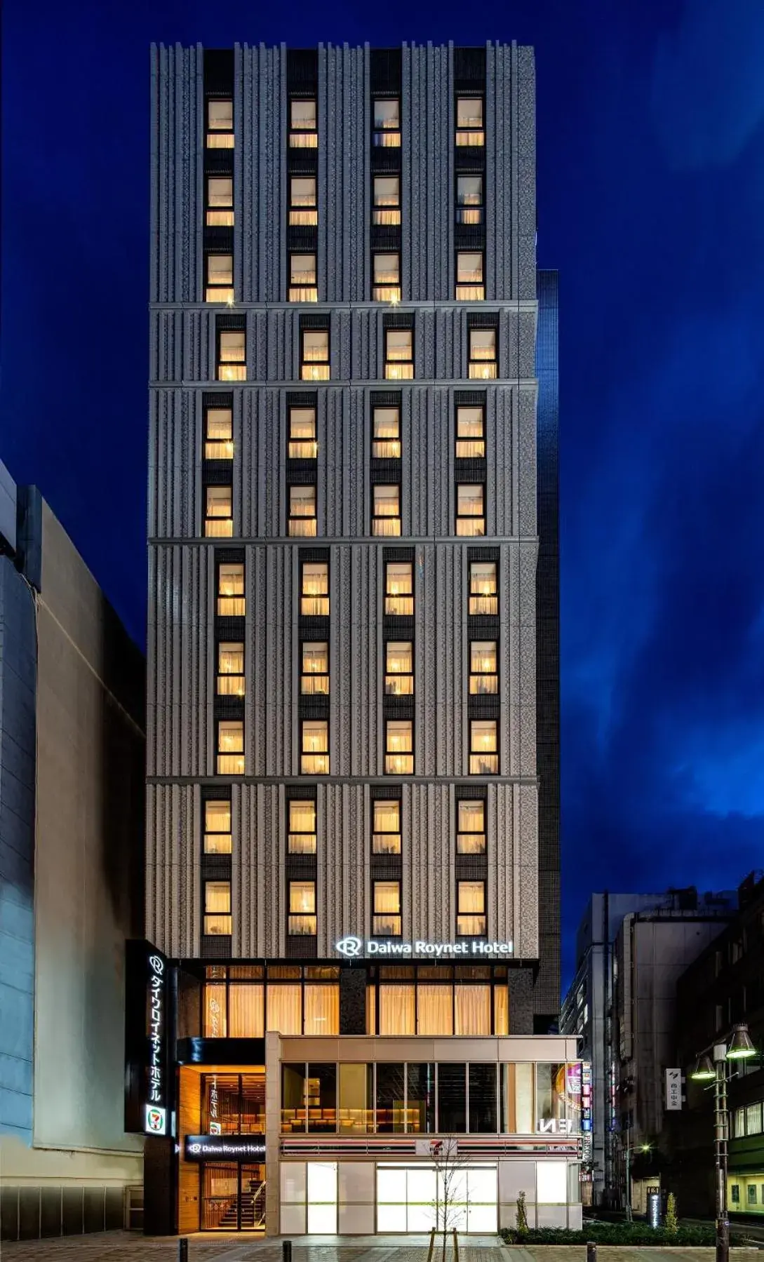 Property building in DEL style Ikebukuro Higashiguchi by Daiwa Roynet Hotel Property building in DEL style Ikebukuro Higashiguchi by Daiwa Roynet Hotel