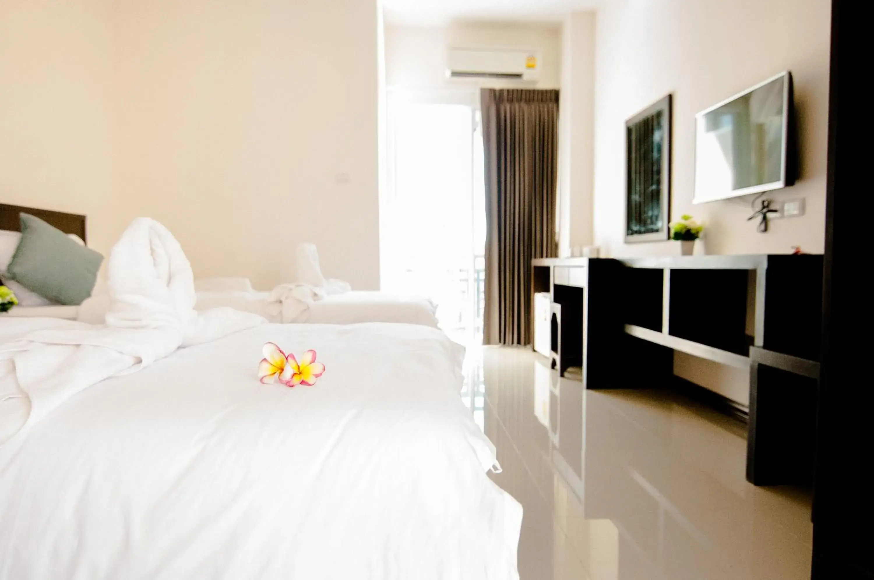 Photo of the whole room, Bed in วรรณ เพลส Won Place Photo of the whole room, Bed in วรรณ เพลส Won Place