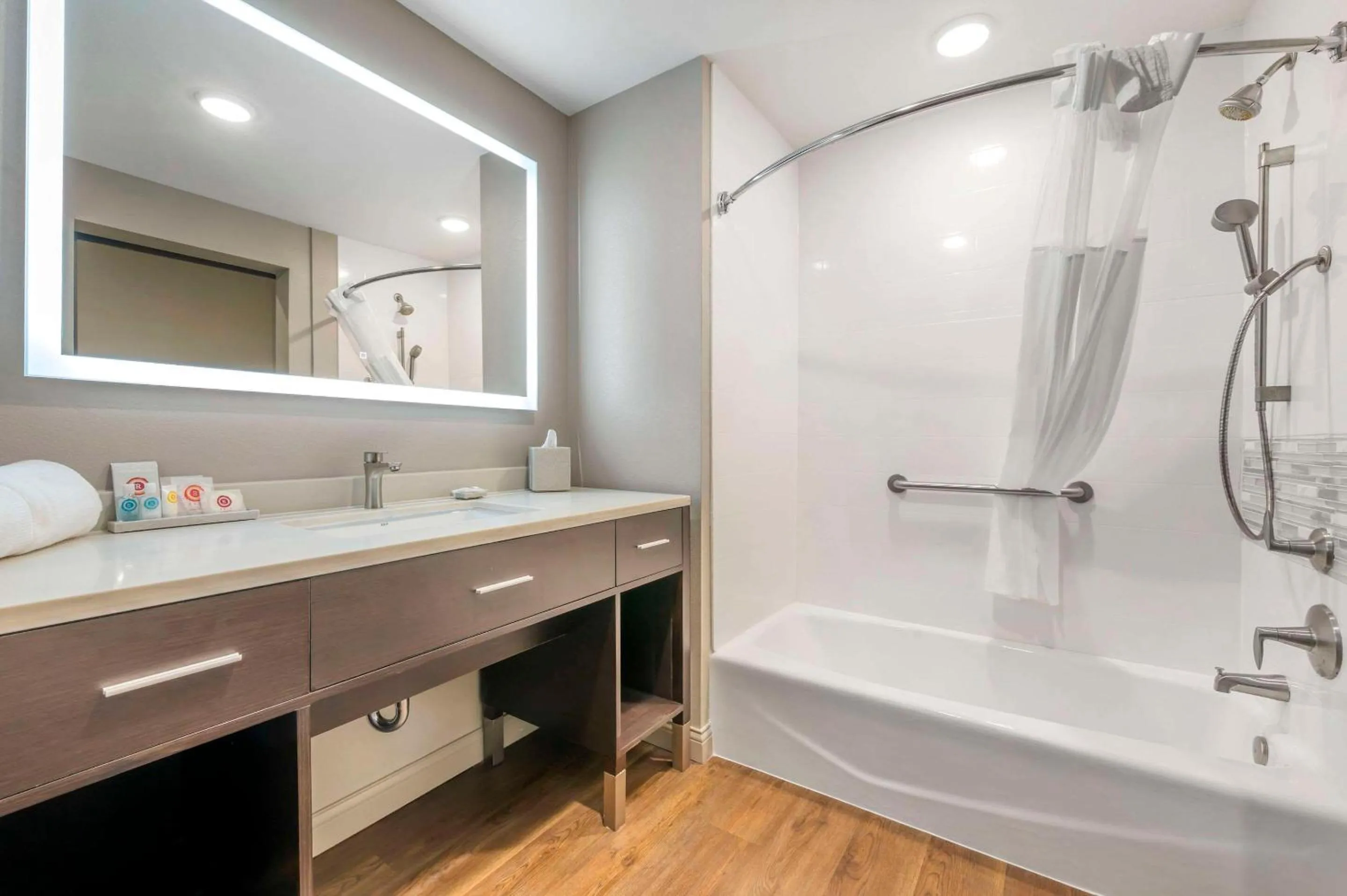 Bedroom in Comfort Inn & Suites Clarksville - Louisville North