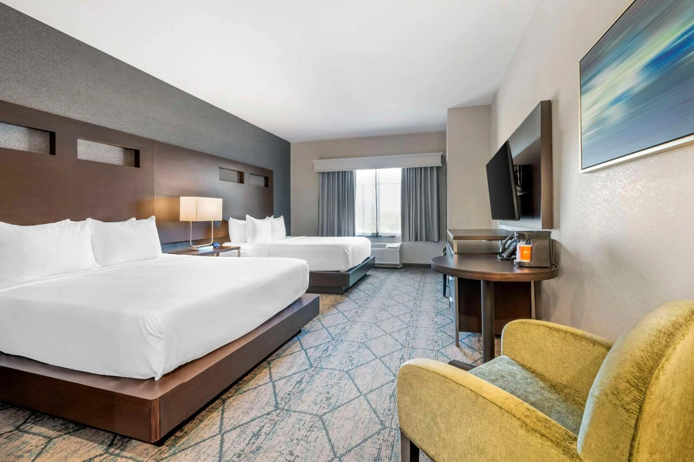 Bedroom, Bed in Comfort Inn & Suites Clarksville - Louisville North