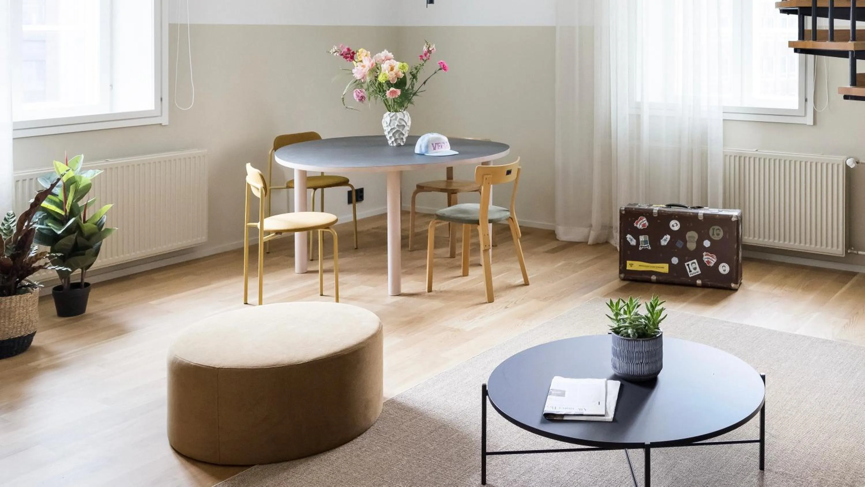 Dining area in Bob W Helsinki City Centre