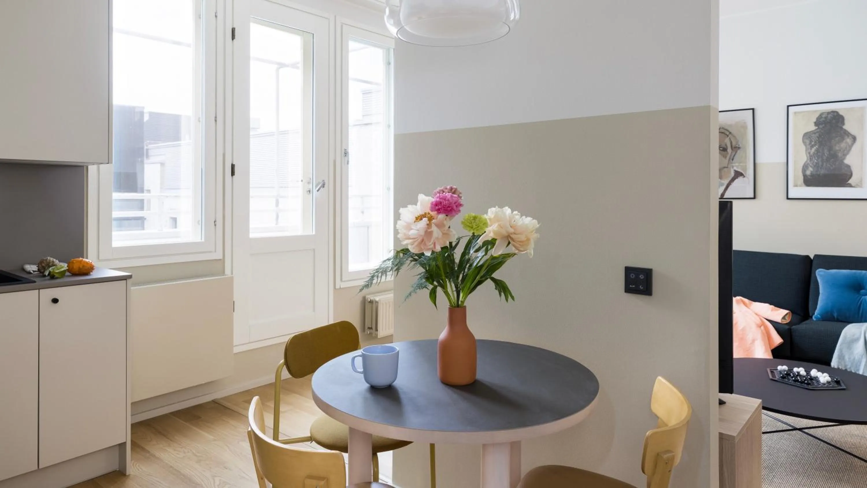 Dining area in Bob W Helsinki City Centre