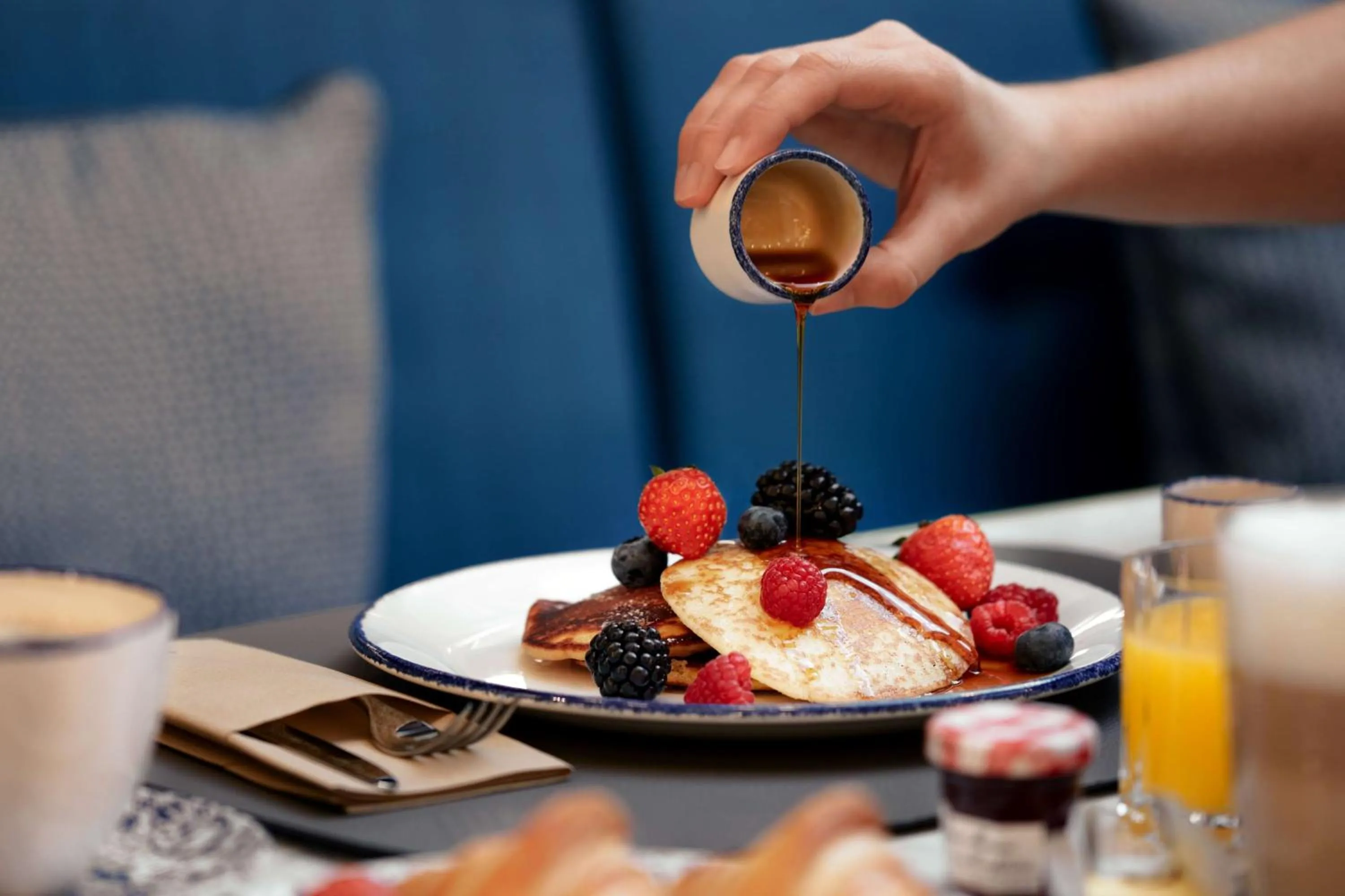 Restaurant/places to eat in Hilton Vienna Park