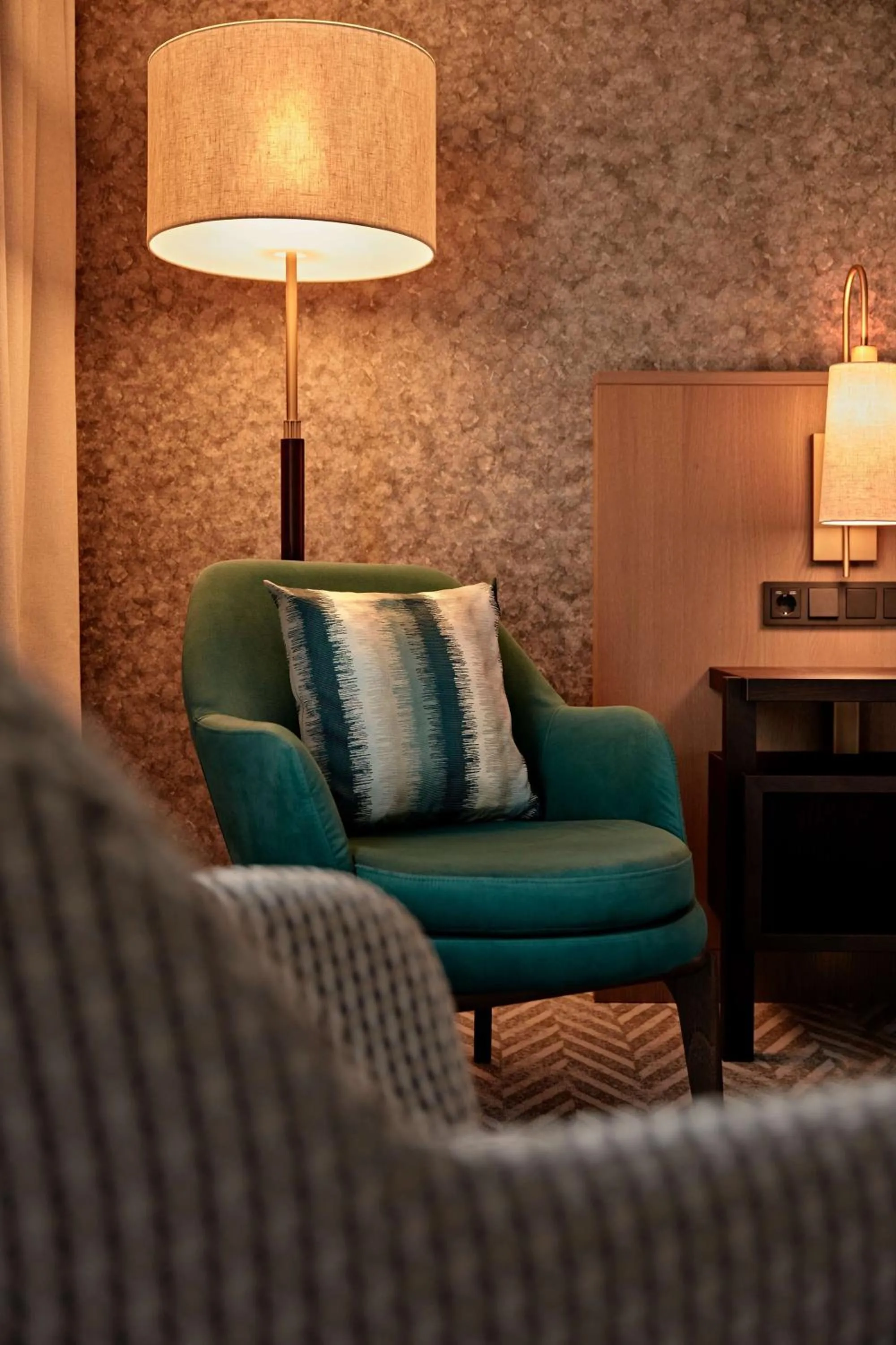 Living room in Hilton Vienna Park