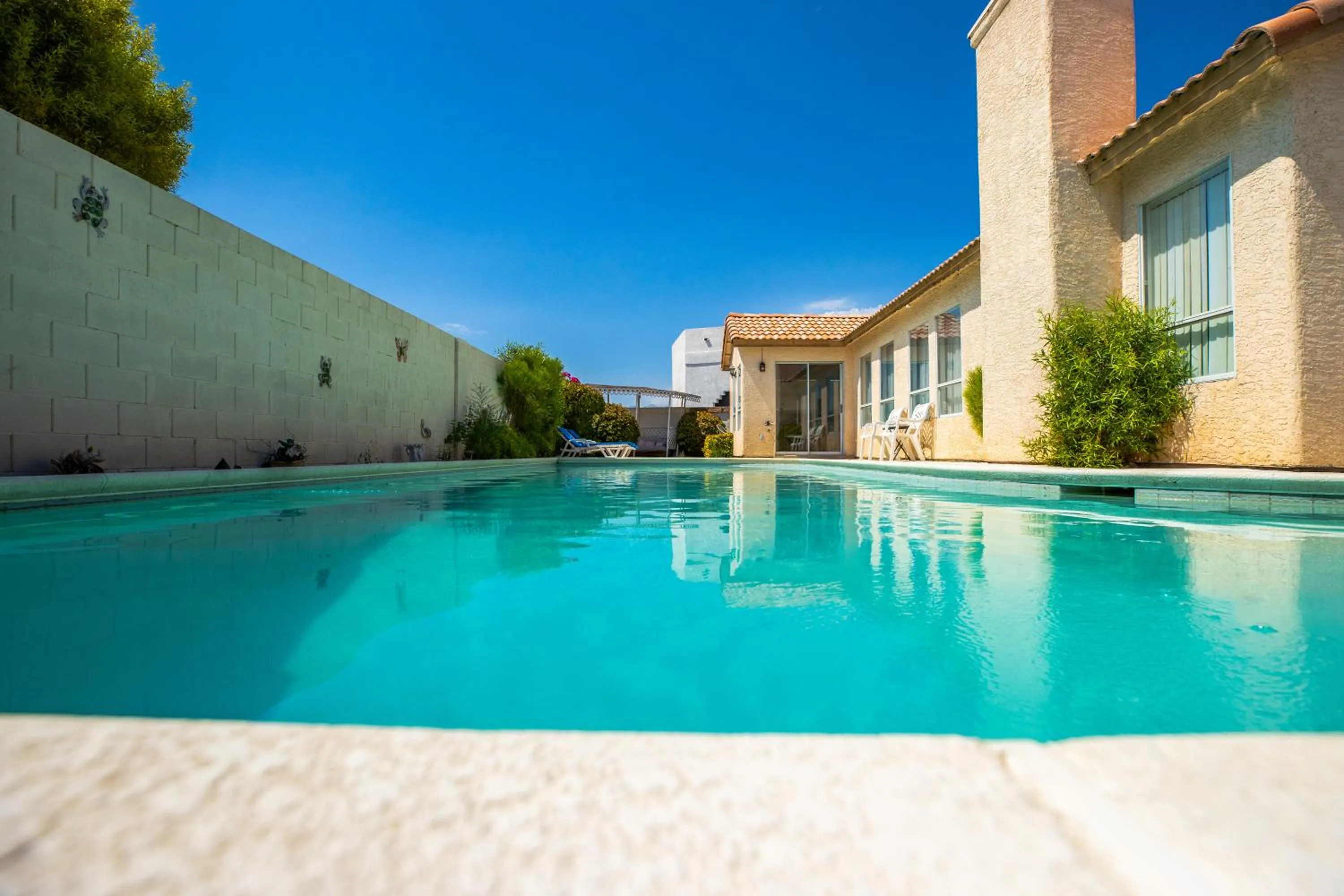 Pool view in Luxury 1900 SQ FT House Huge 46 FT Pool & Hot SPA