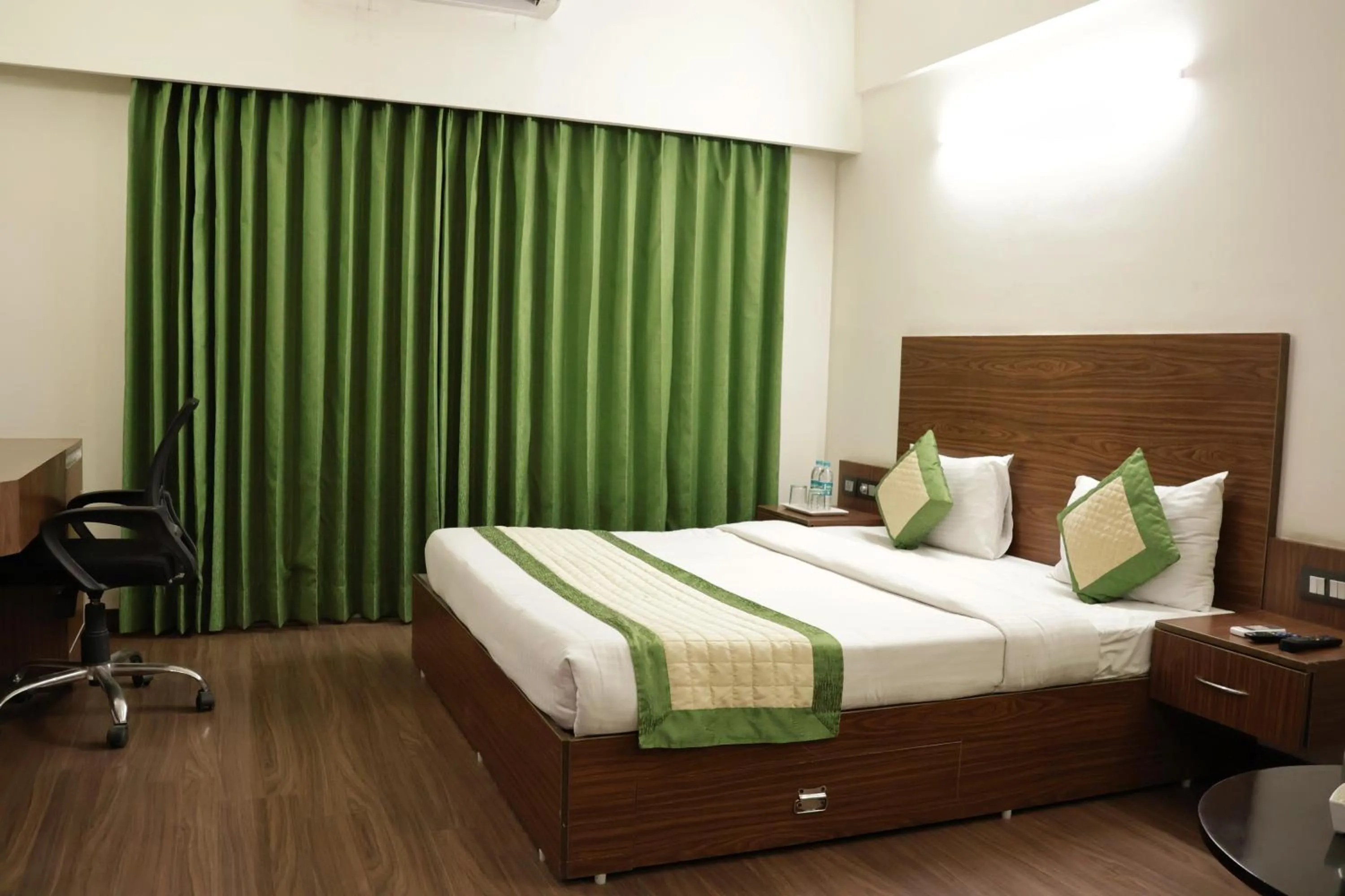 Photo of the whole room, Bed in Hotel Livbox