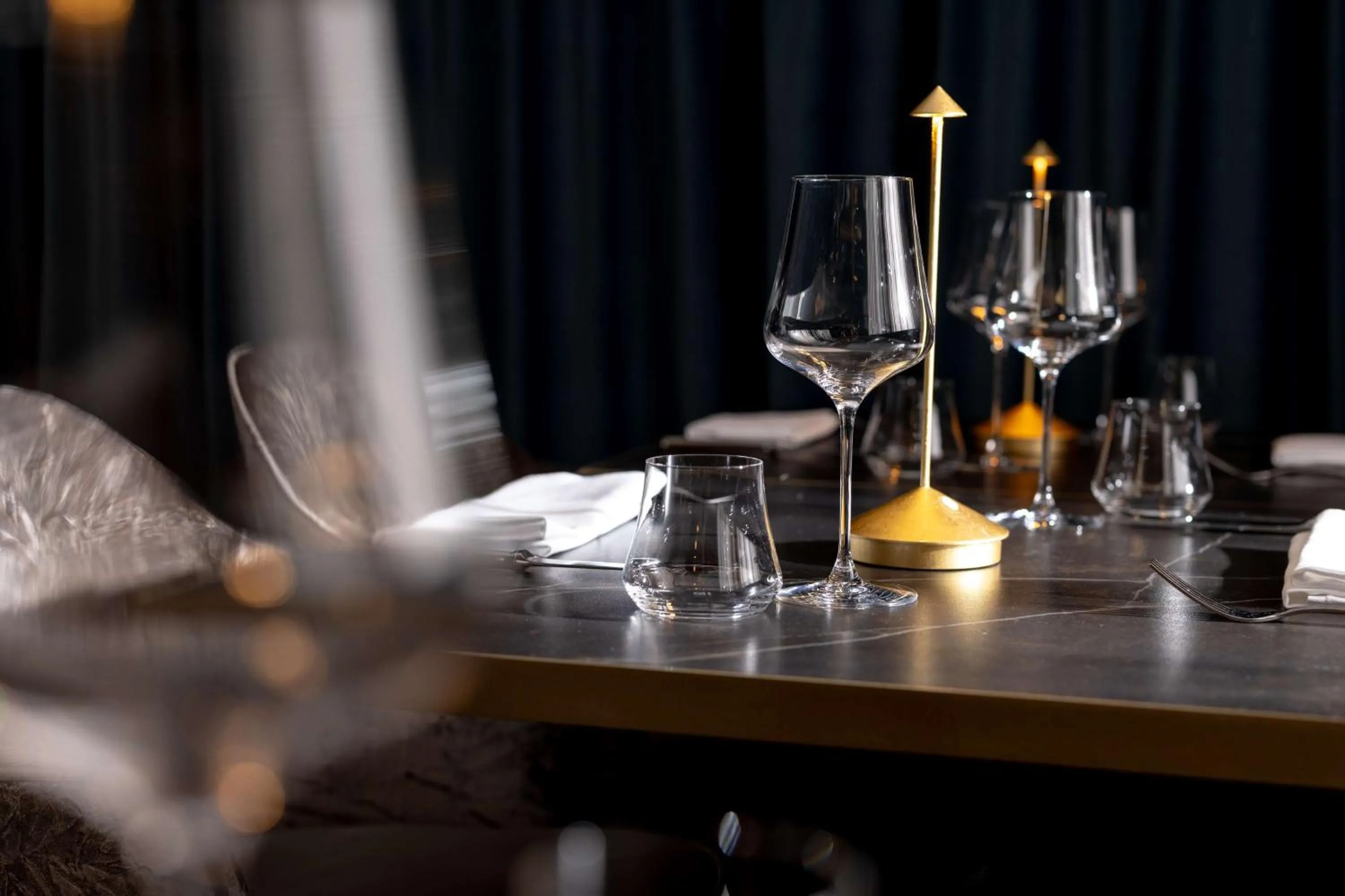 Lounge or bar in Hilton Vienna Plaza