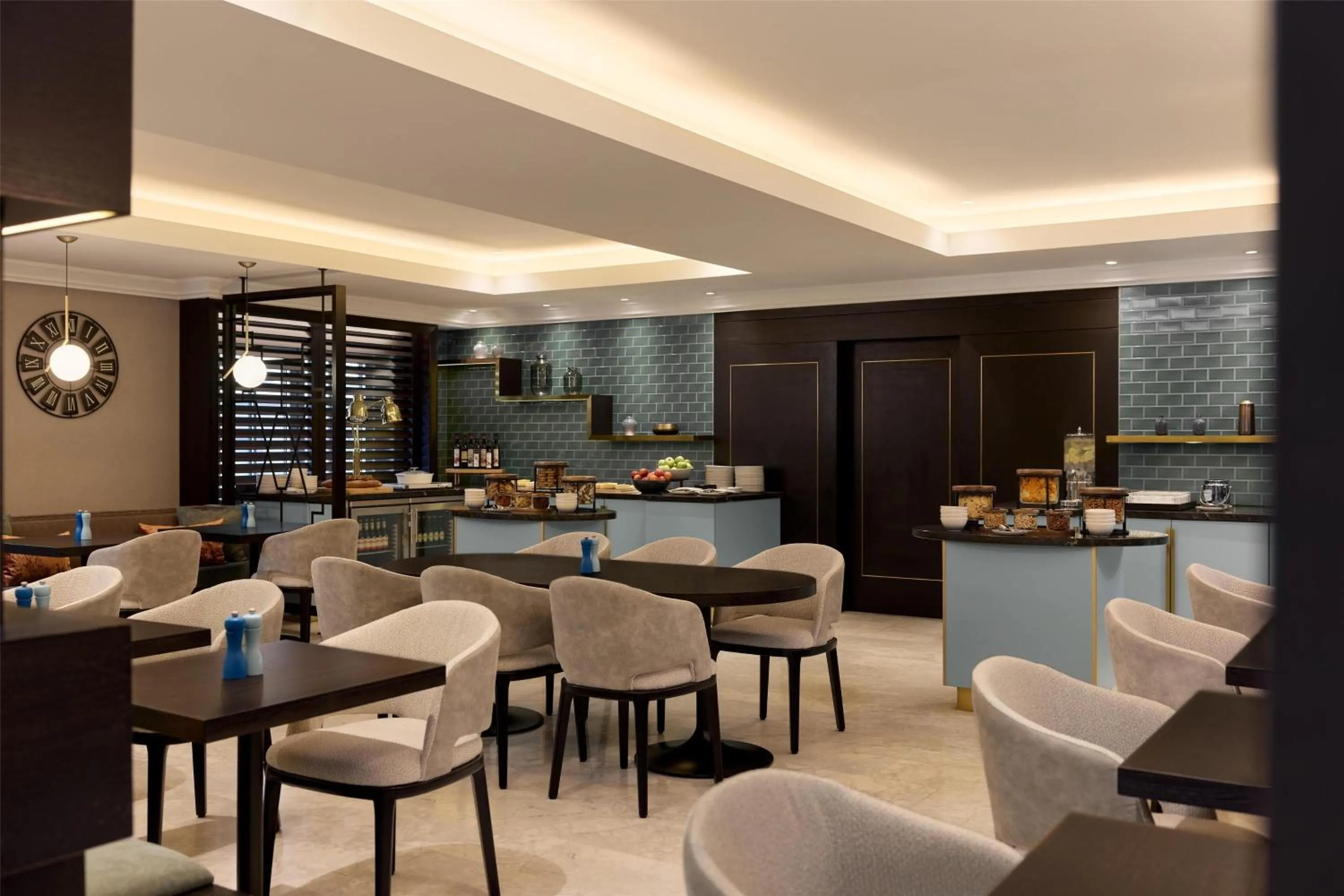 Property building in Hilton Vienna Plaza