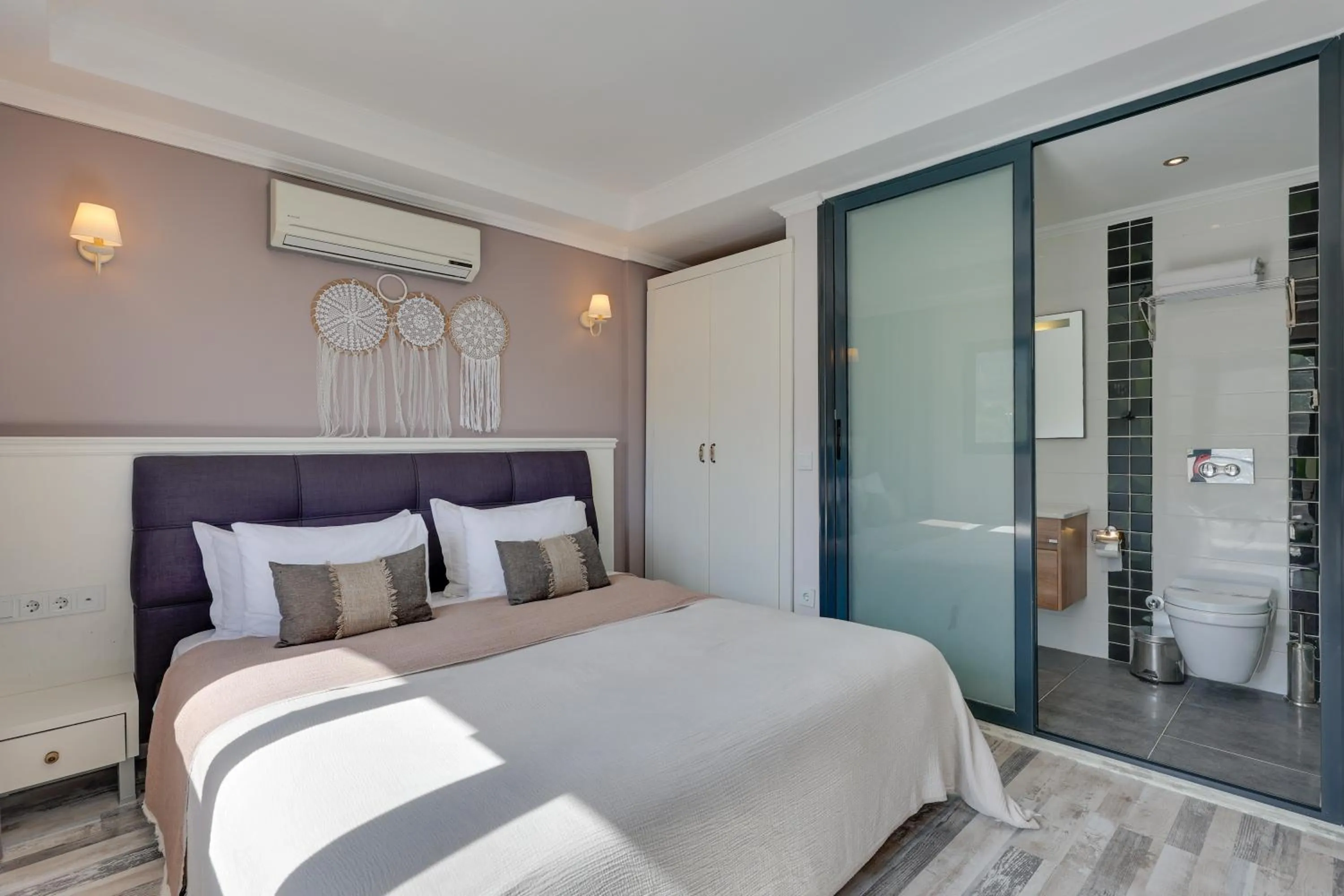 Double Room with Pool View in Enki Suess Alaçatı