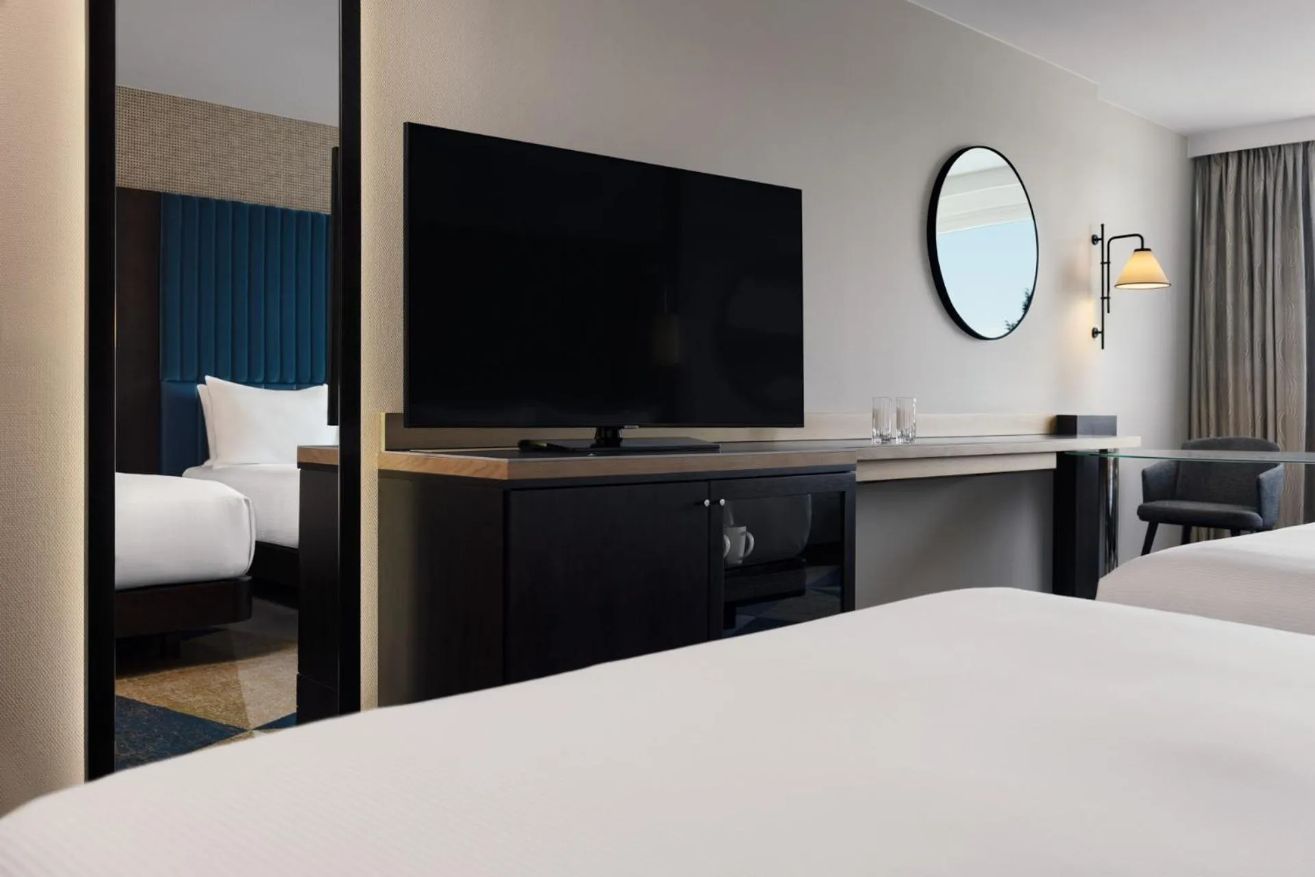 TV and multimedia, Bed in Hilton Vienna Waterfront