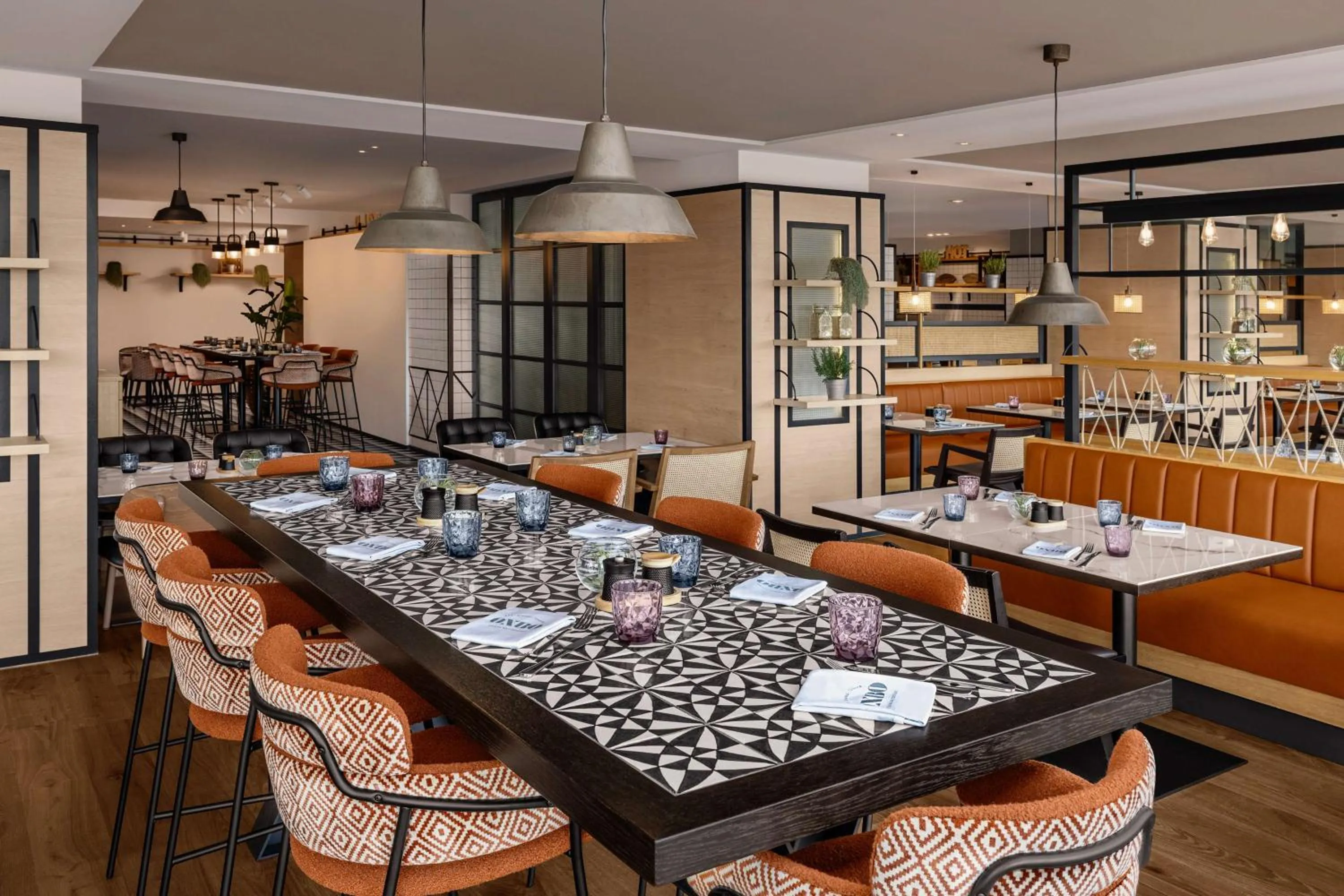 Restaurant/places to eat in Hilton Vienna Waterfront