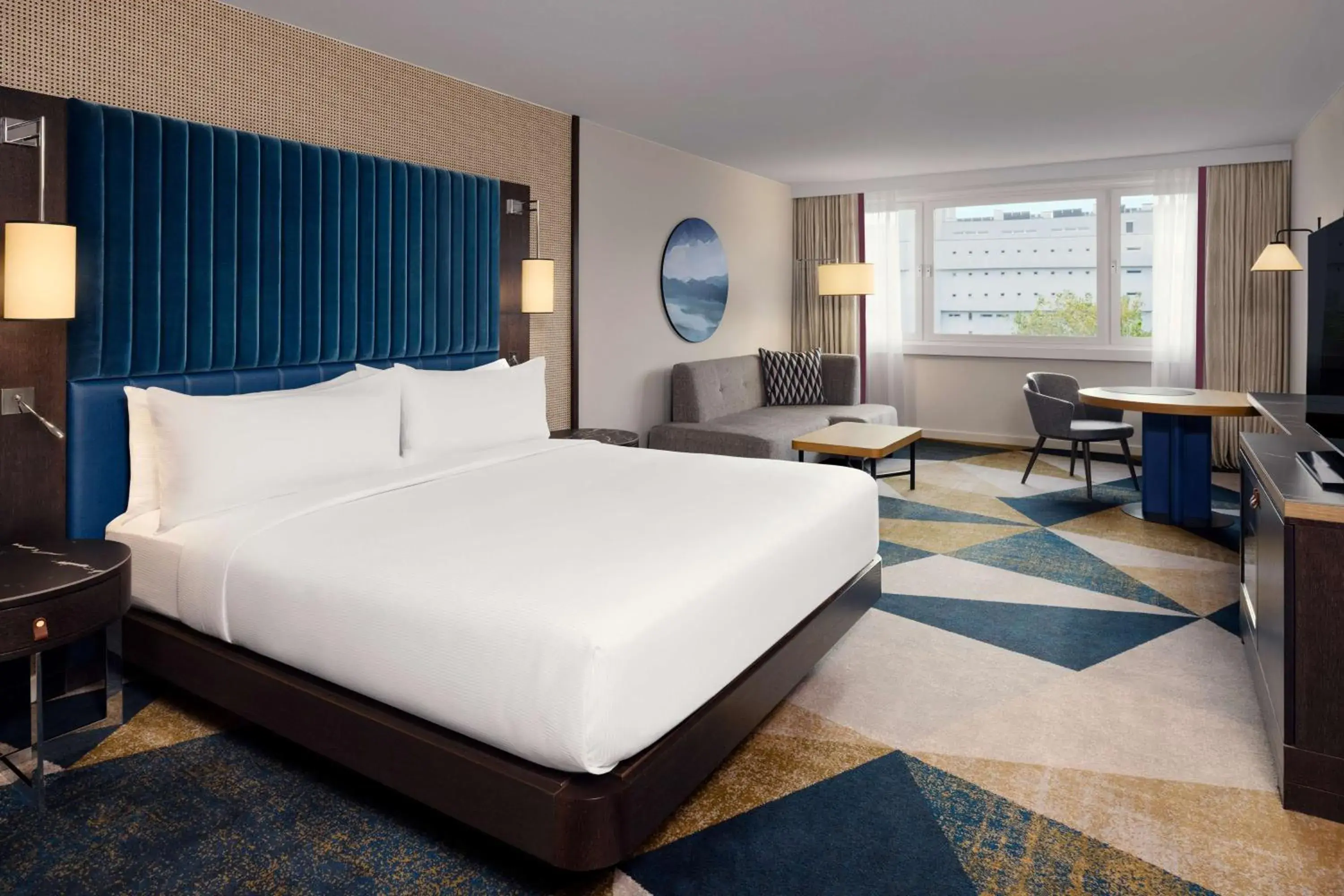 View (from property/room), Bed in Hilton Vienna Waterfront View (from property/room), Bed in Hilton Vienna Waterfront