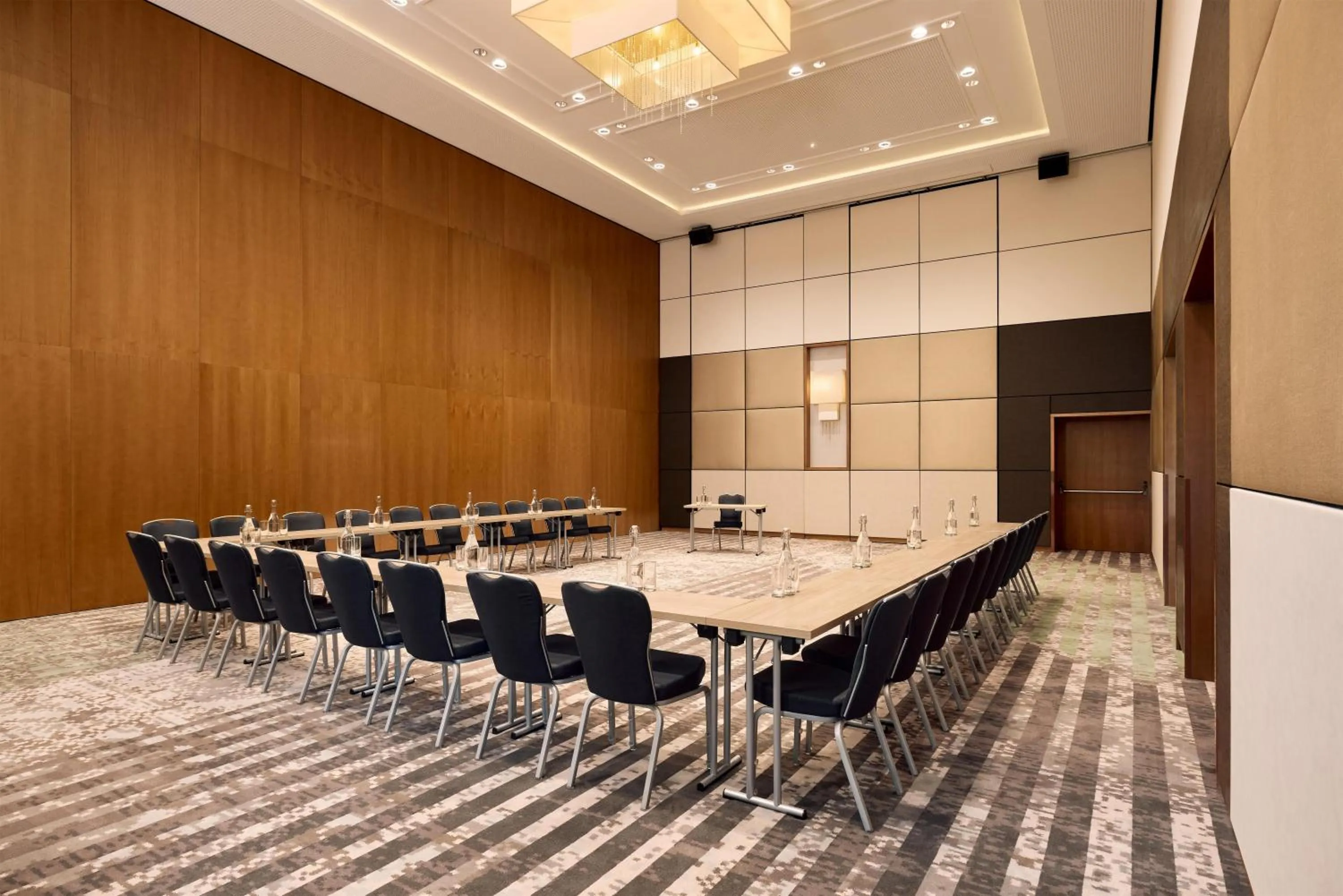 Meeting/conference room in Hilton Vienna Waterfront