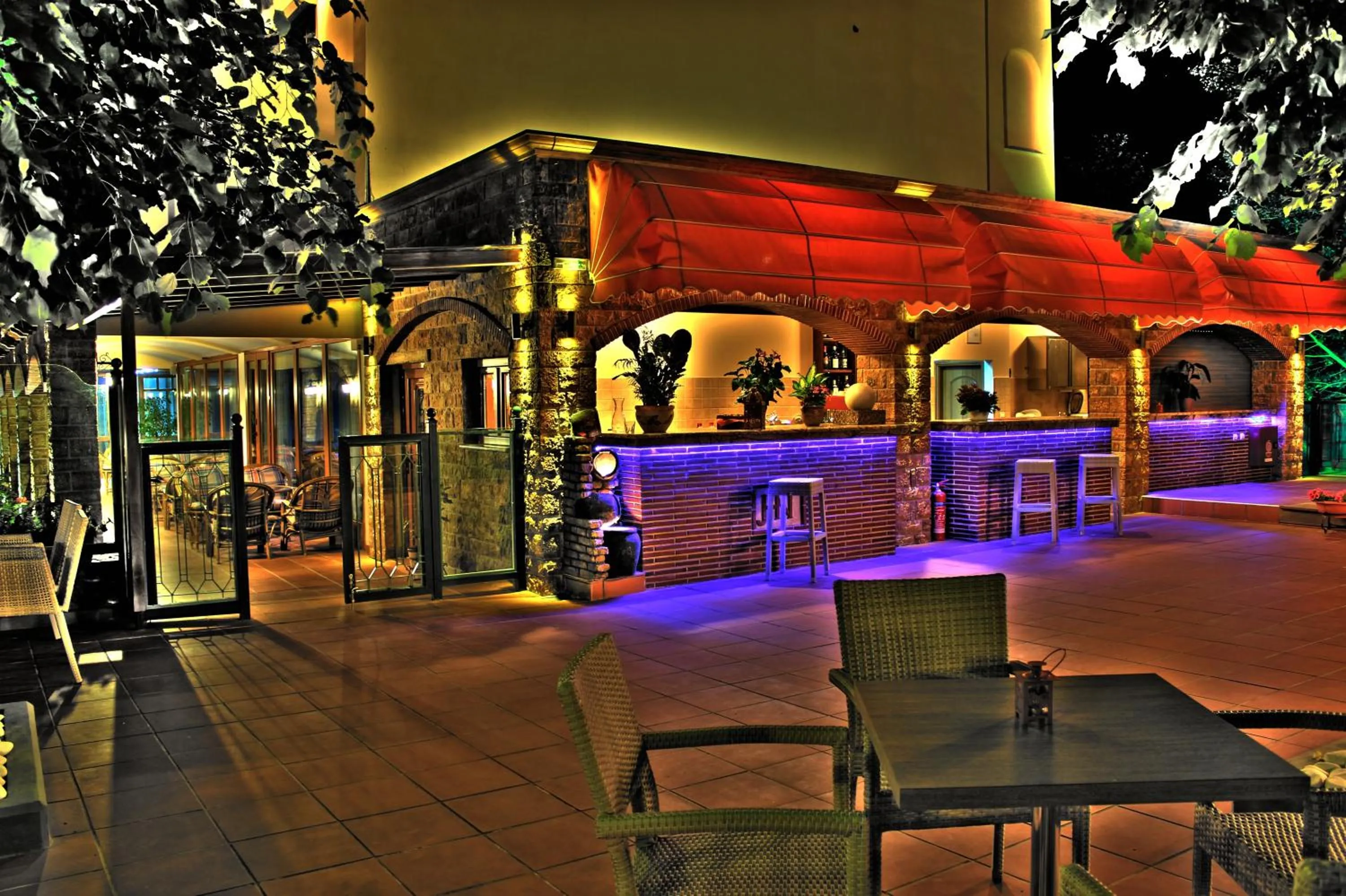 Lounge or bar in Nefeli Hotel