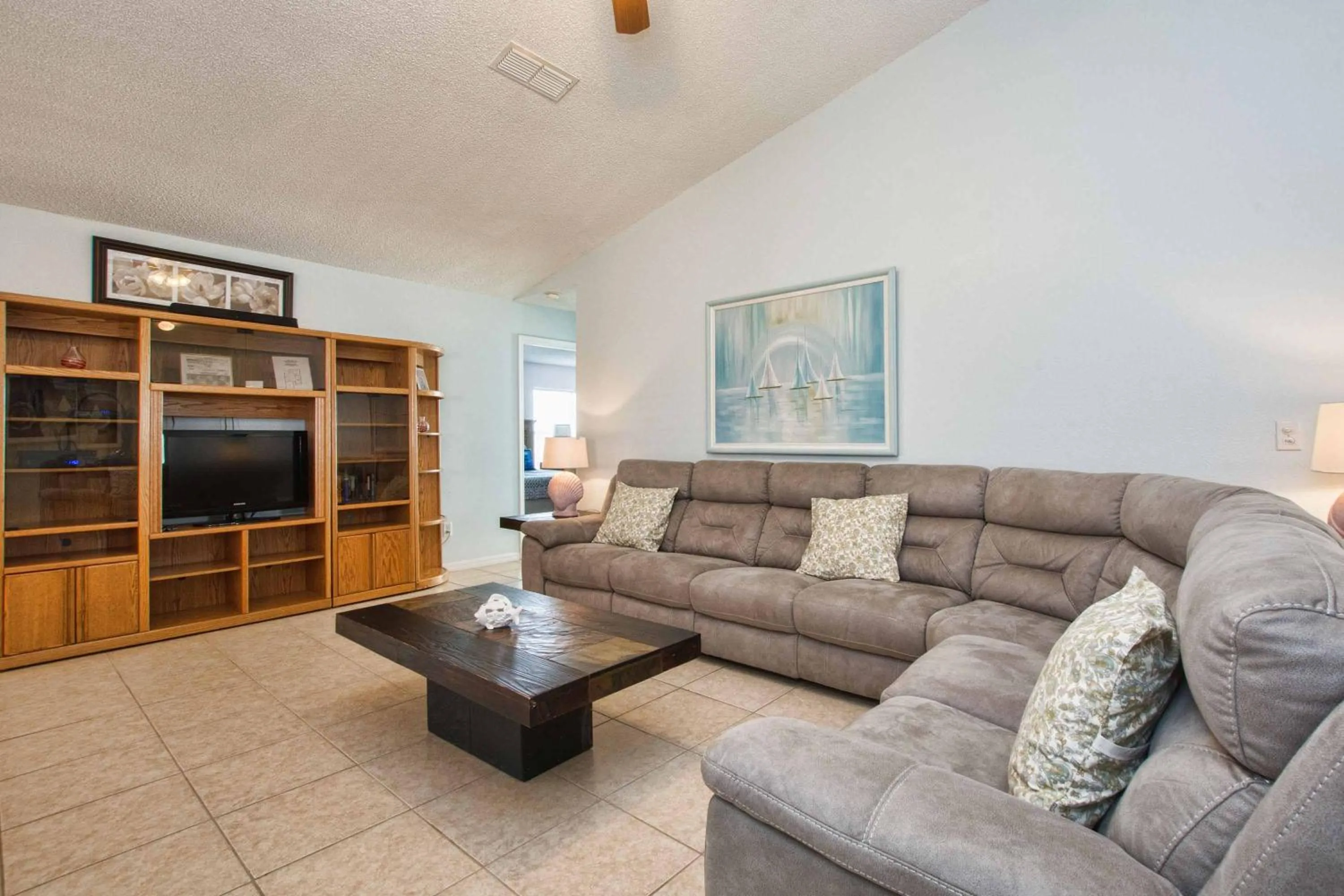 Property building in Indian Ridge- 4 Bedroom Pool Home- 2405Ir