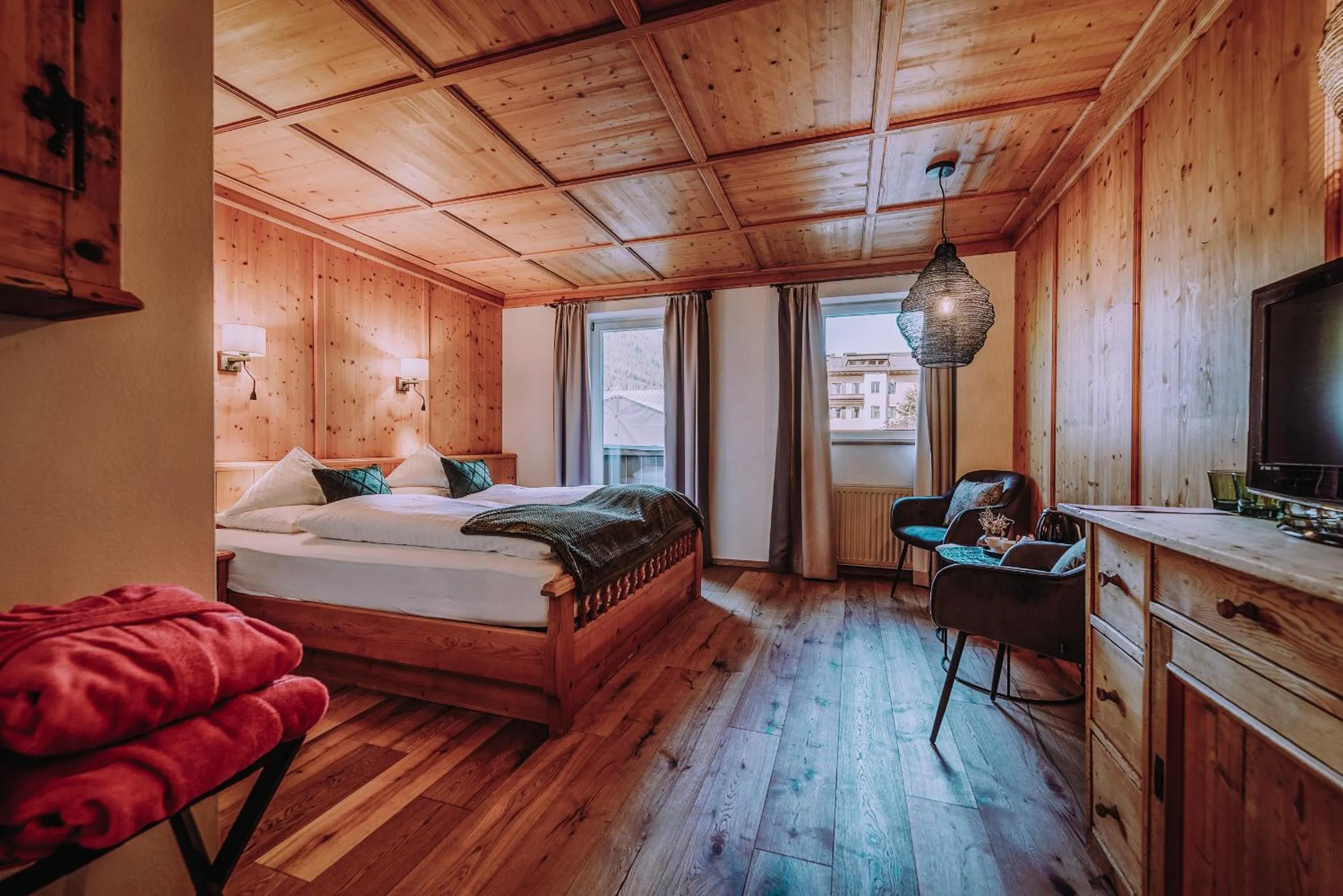 Photo of the whole room, Bed in Hotel Glücksschmiede - Hinterglemm