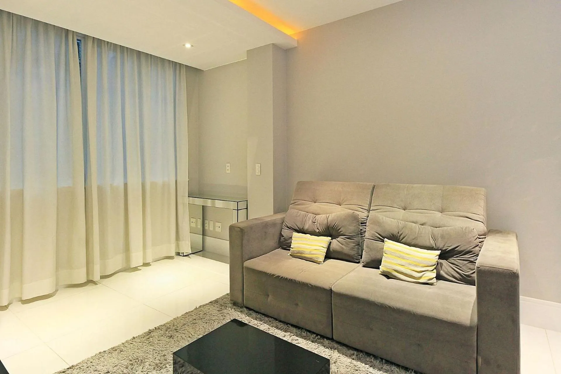 Living room in Rio Spot Homes Copacabana D050