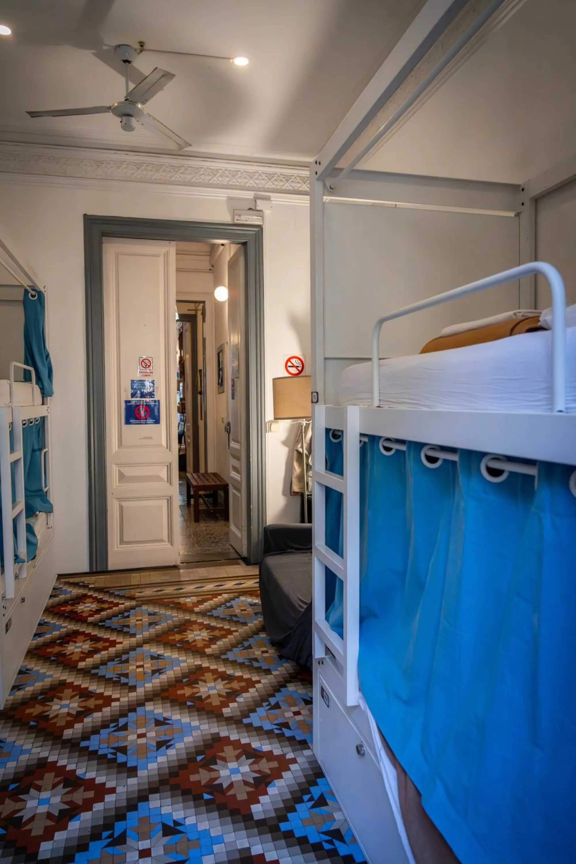 Bed in Soul Backpackers Barcelona